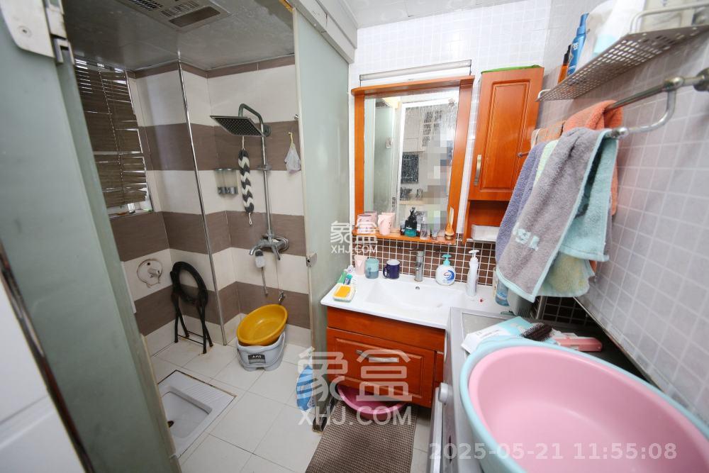 星典时代 3室2厅1卫 2500.0元/月 星典时代 3室2厅1卫 2500.0元/月室内图