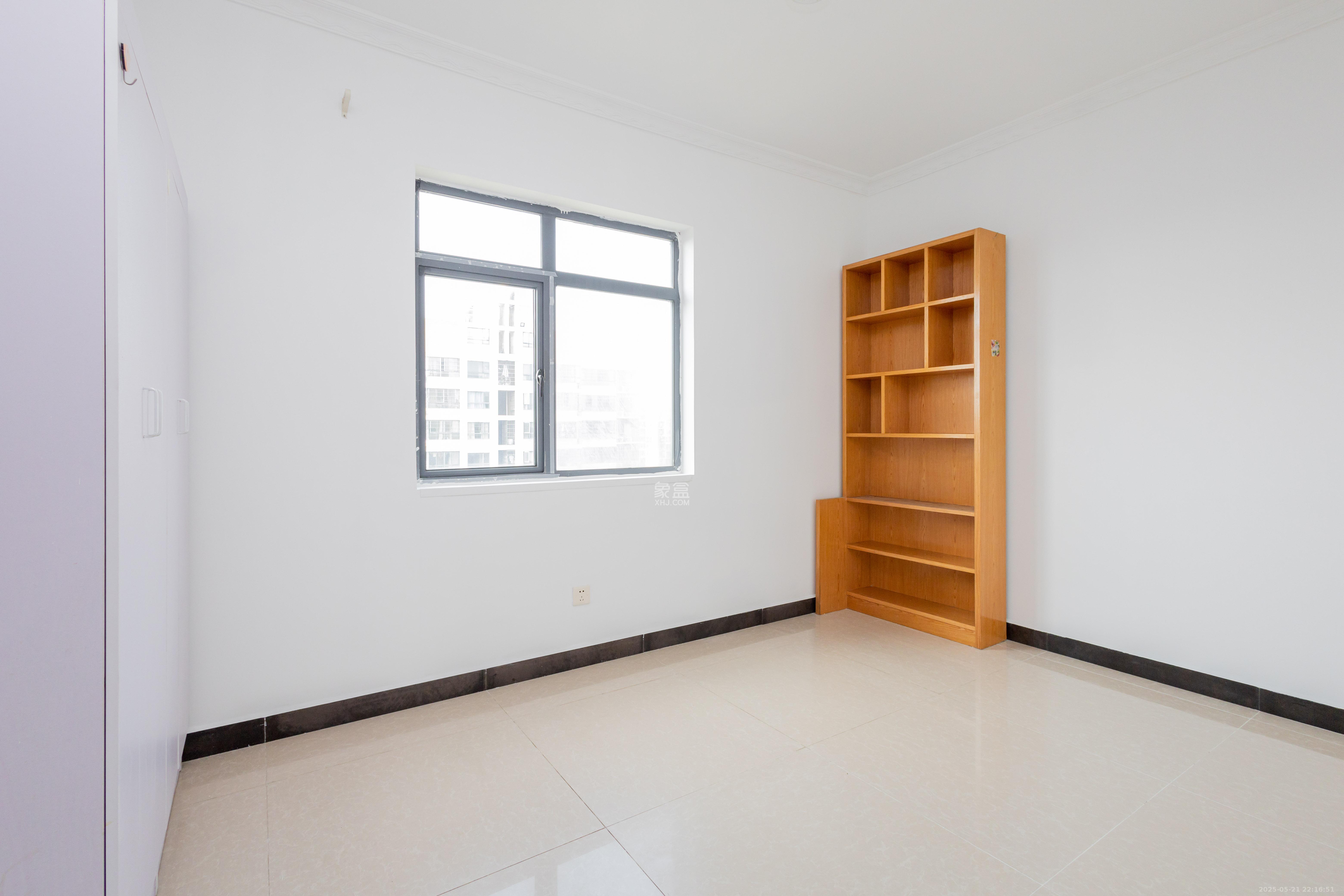 中国铁建国际城二期 3室2厅1卫 59.0万 中国铁建国际城二期 3室2厅1卫 59.0万卧室