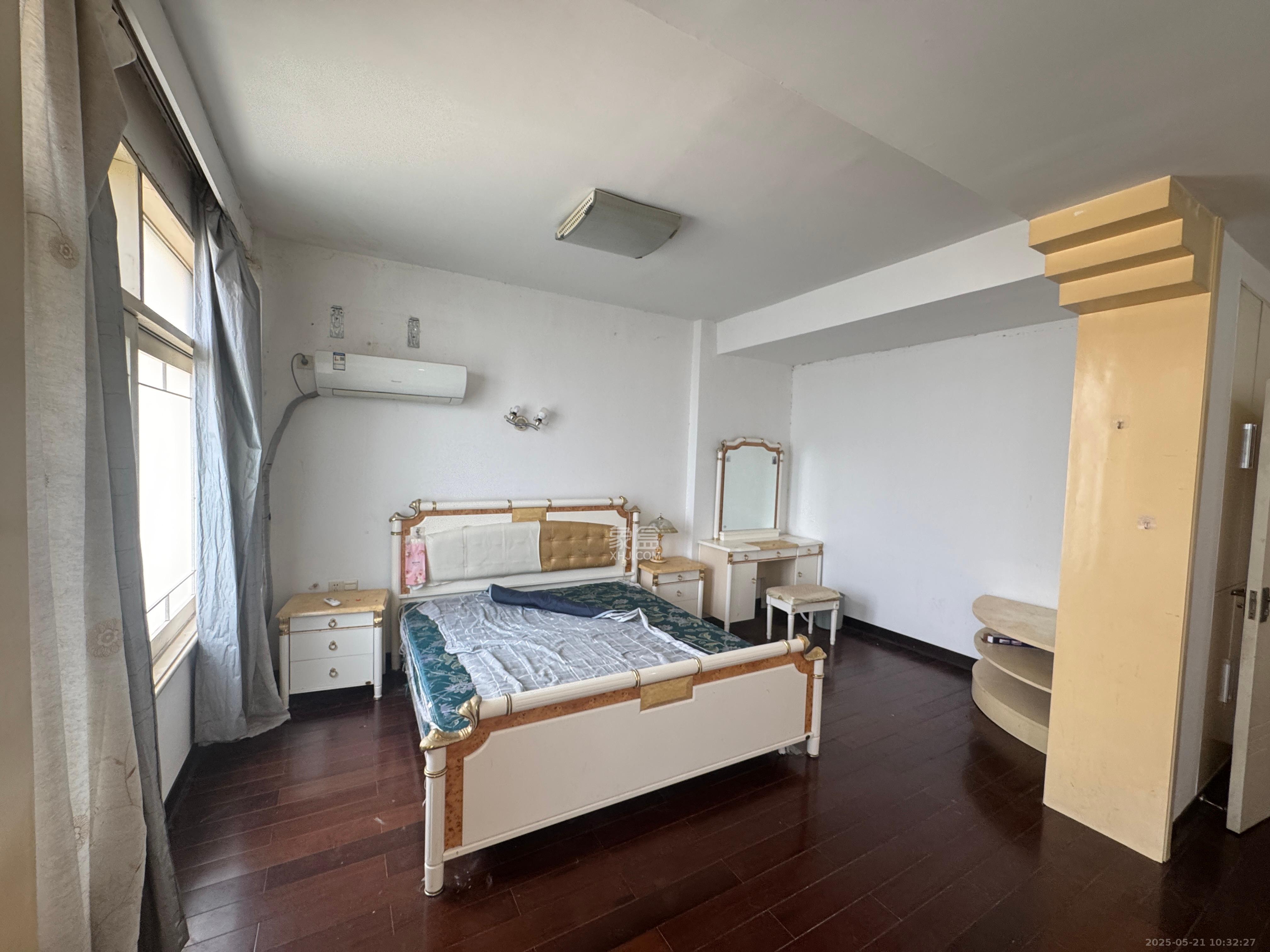 荷花园保险公司宿舍  2室2厅2卫   2000.00元/月室内图