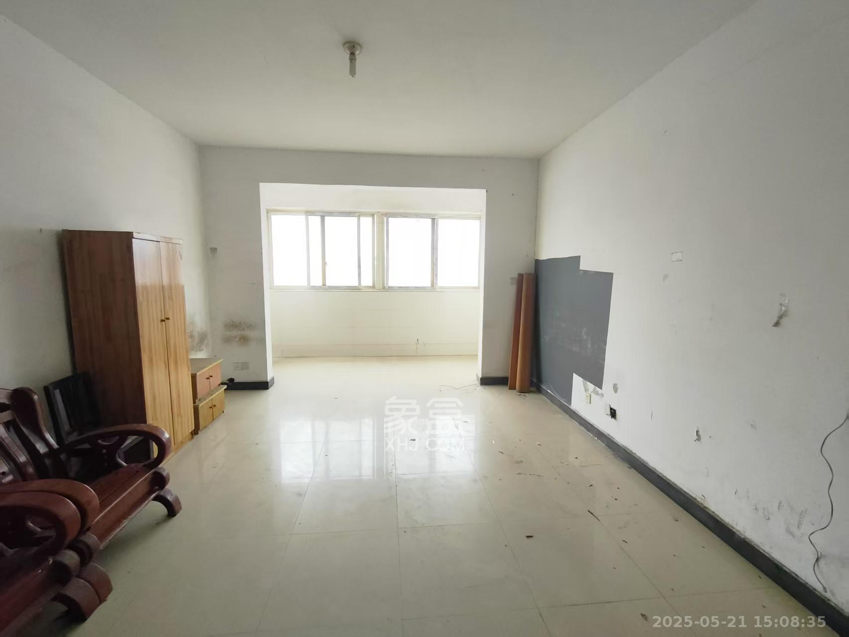 东门尚苑 3室2厅1卫 1600.0元/月 东门尚苑 3室2厅1卫 1600.0元/月室内图