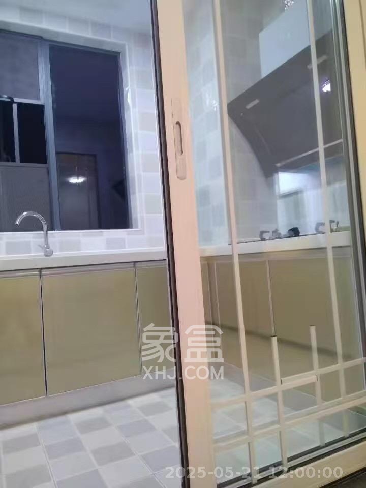 荣盛花语书苑 3室2厅1卫 2900.0元/月 荣盛花语书苑 3室2厅1卫 2900.0元/月室内图