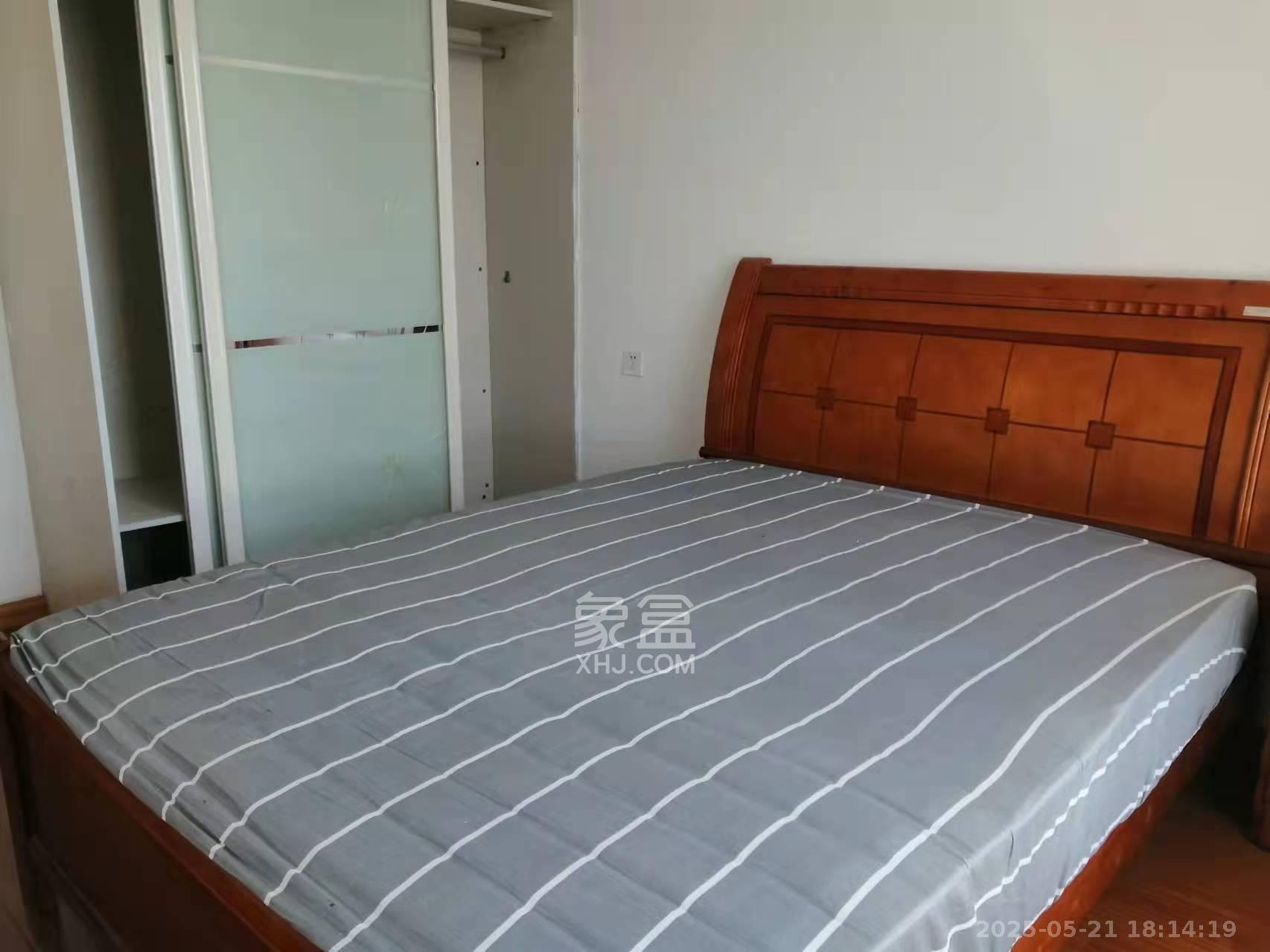 四方水岸(世方水岸)  3室2厅2卫   2700.00元/月室内图