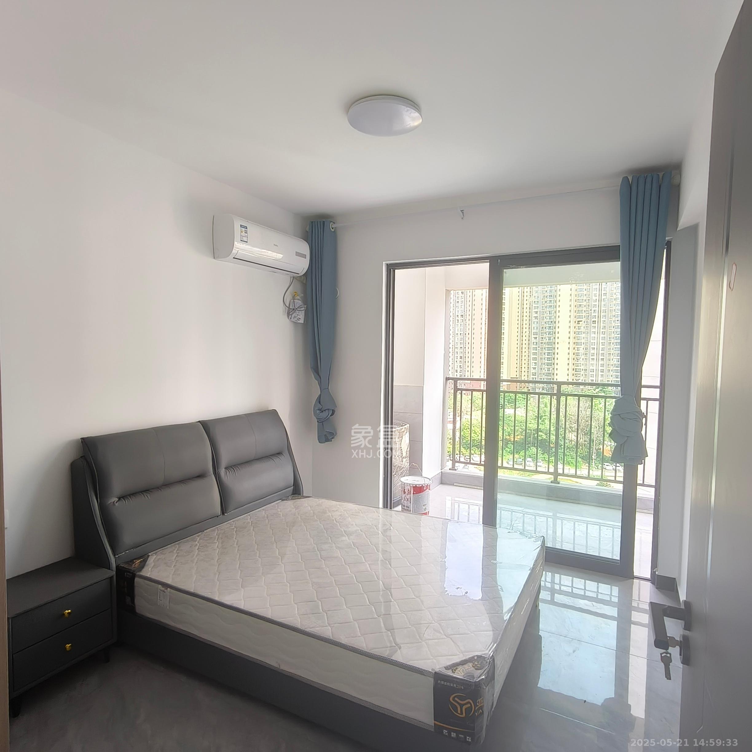 周南学府 4室2厅2卫 2700.0元/月 周南学府 4室2厅2卫 2700.0元/月室内图