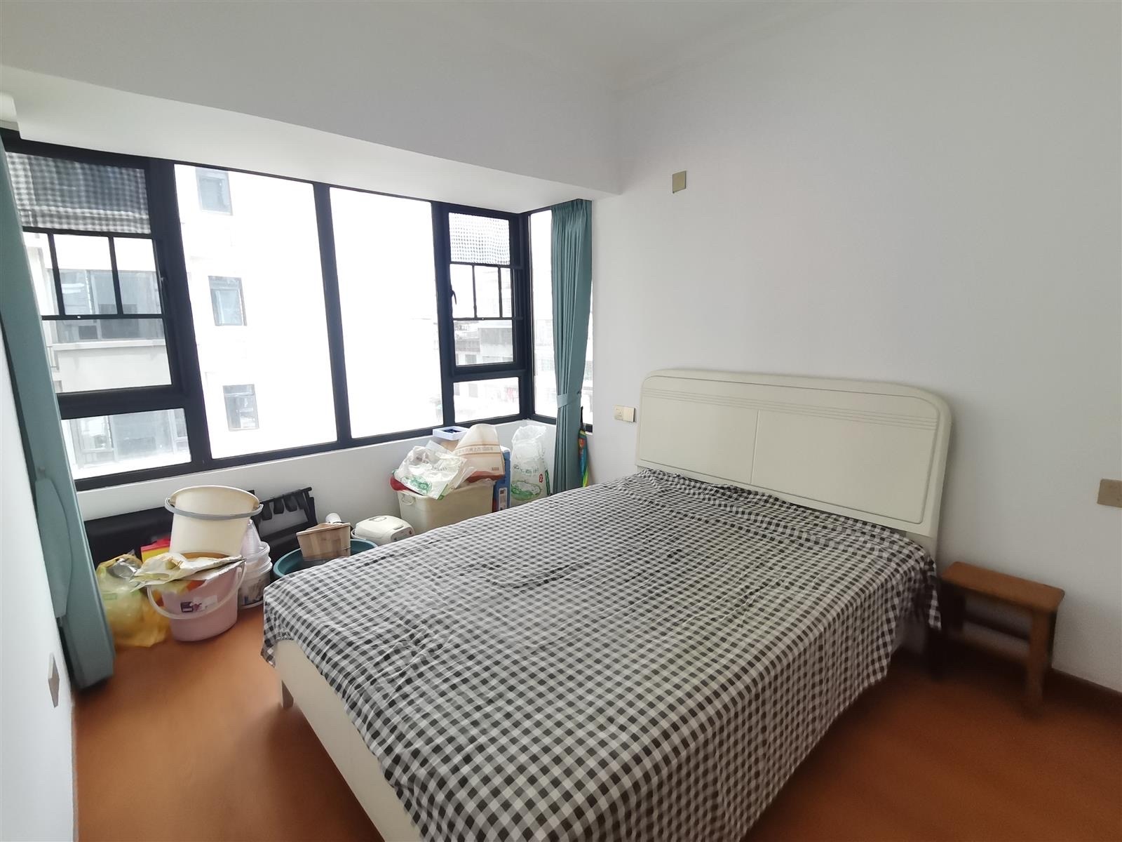 和悦宸居  2室2厅1卫   55.00万客厅