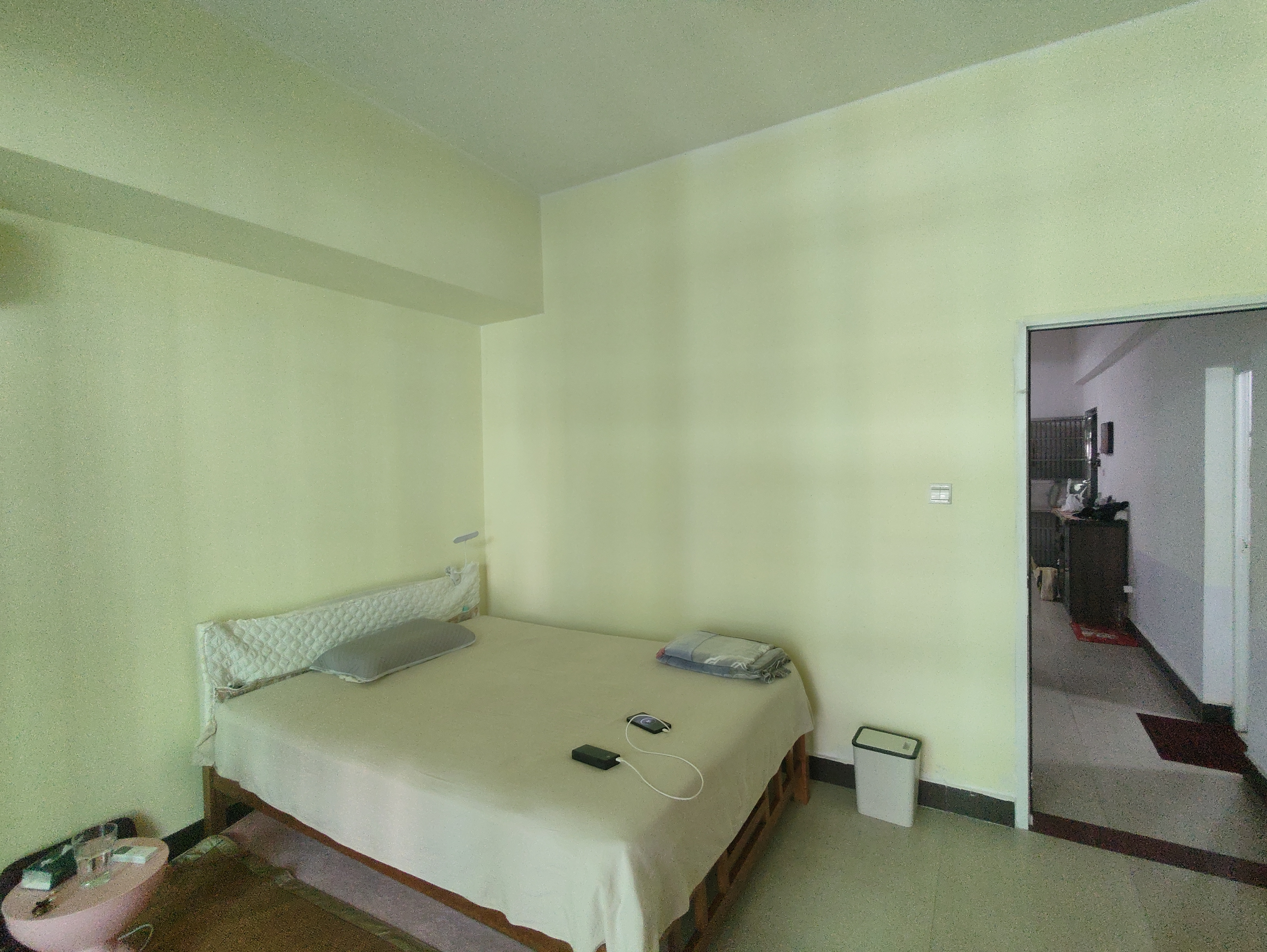 华贸大厦（华贸花苑）  1室2厅1卫   1800.00元/月室内图