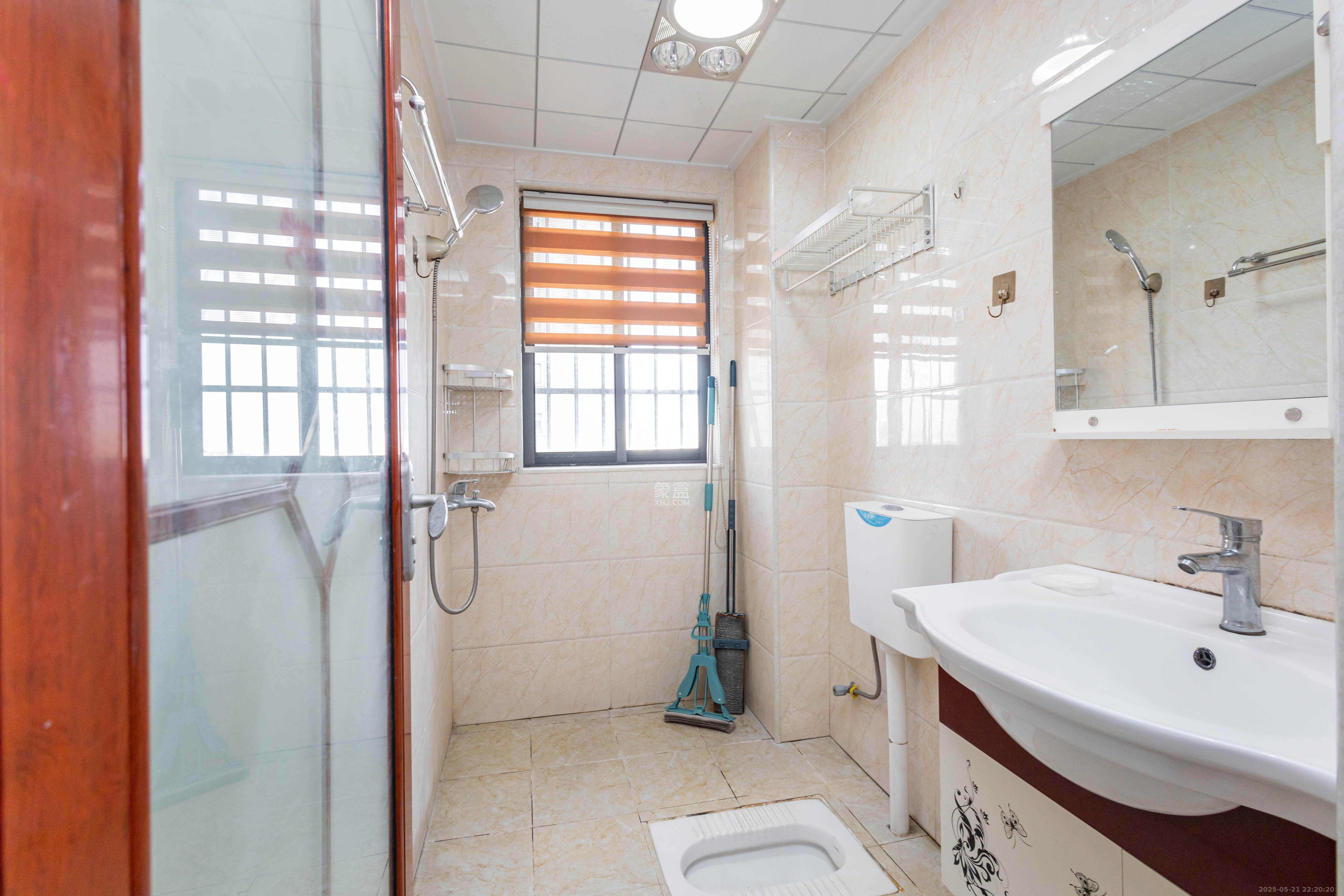 高林仕家 2室2厅1卫 47.8万 高林仕家 2室2厅1卫 47.8万卫生间