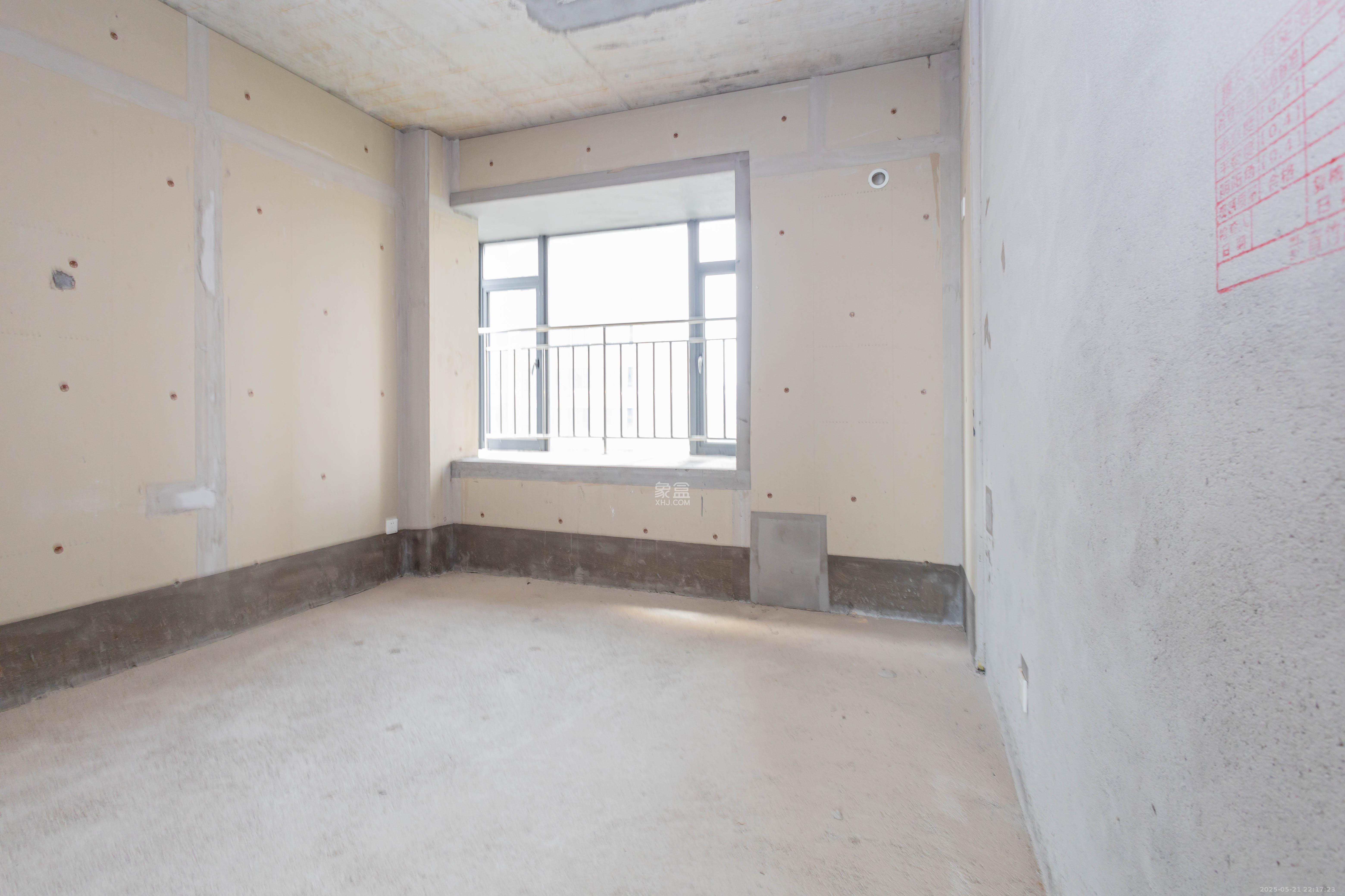 福天星中心(福天星雅苑)  5室2厅3卫    175.8万 福天星中心(福天星雅苑)  5室2厅3卫    175.8万卧室