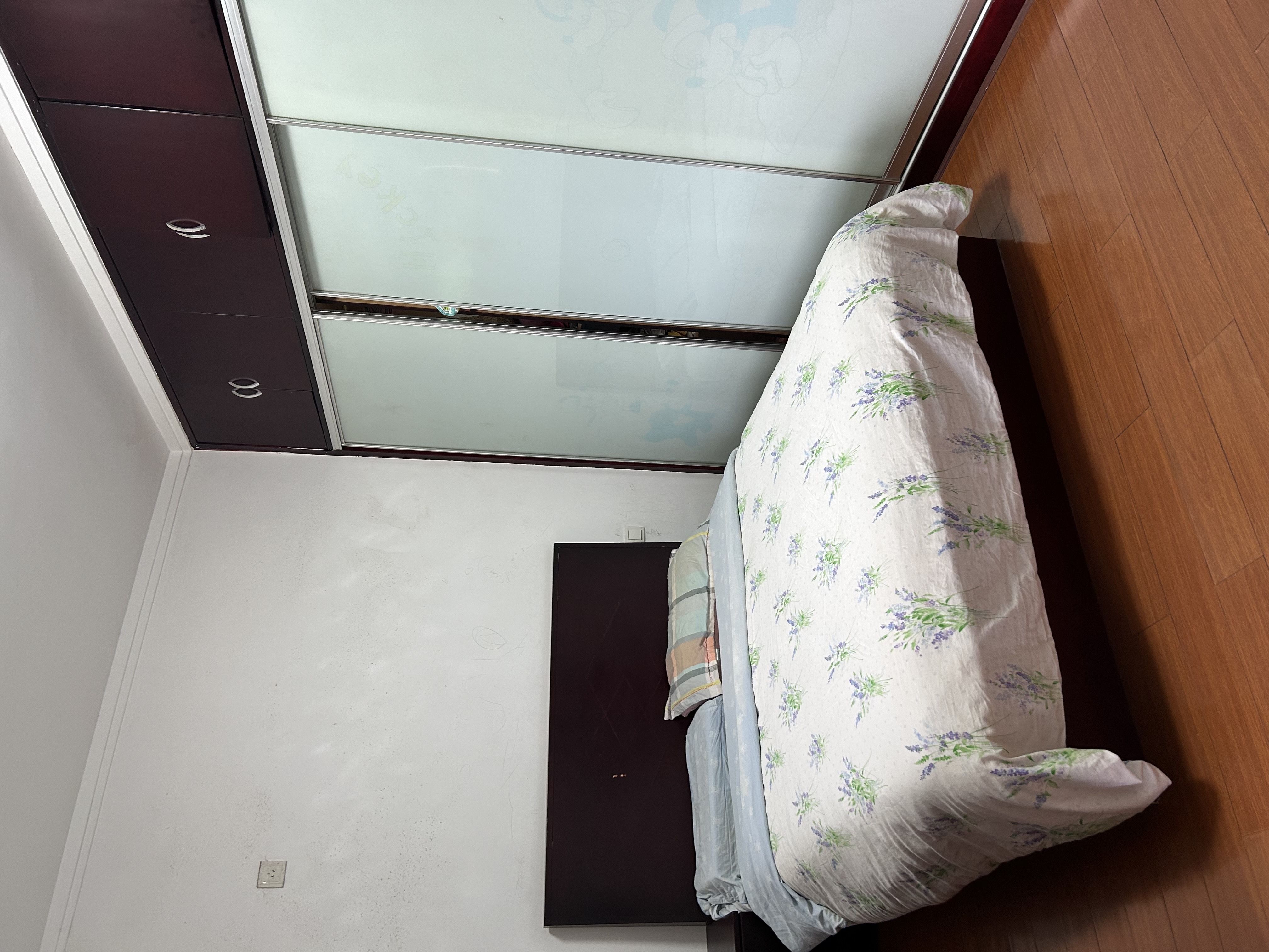 加州阳光小区(吉星阳光) 3室2厅2卫 1200.0元/月 加州阳光小区(吉星阳光) 3室2厅2卫 1200.0元/月室内图