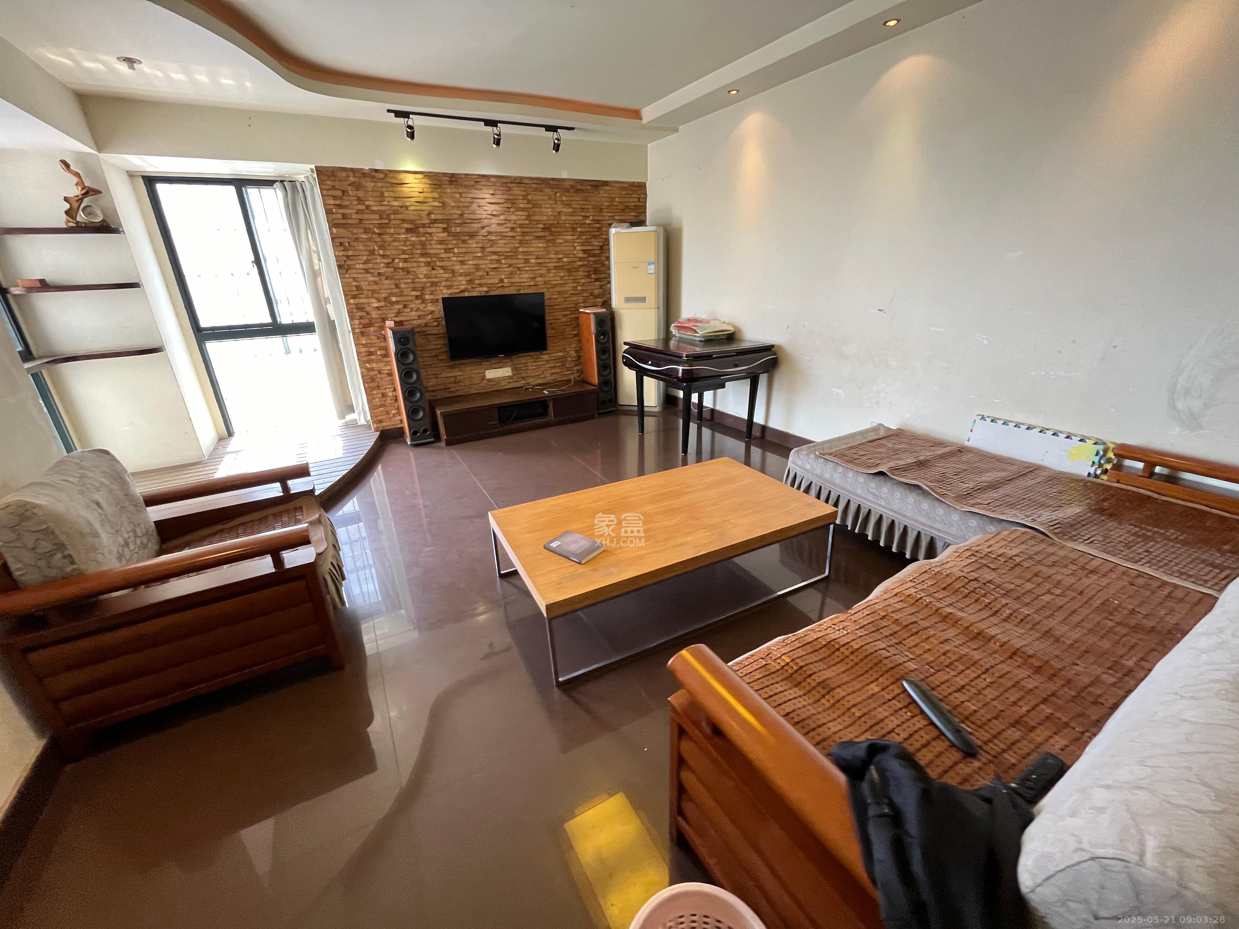 上东印象 3室2厅1卫 2400.0元/月 上东印象 3室2厅1卫 2400.0元/月室内图