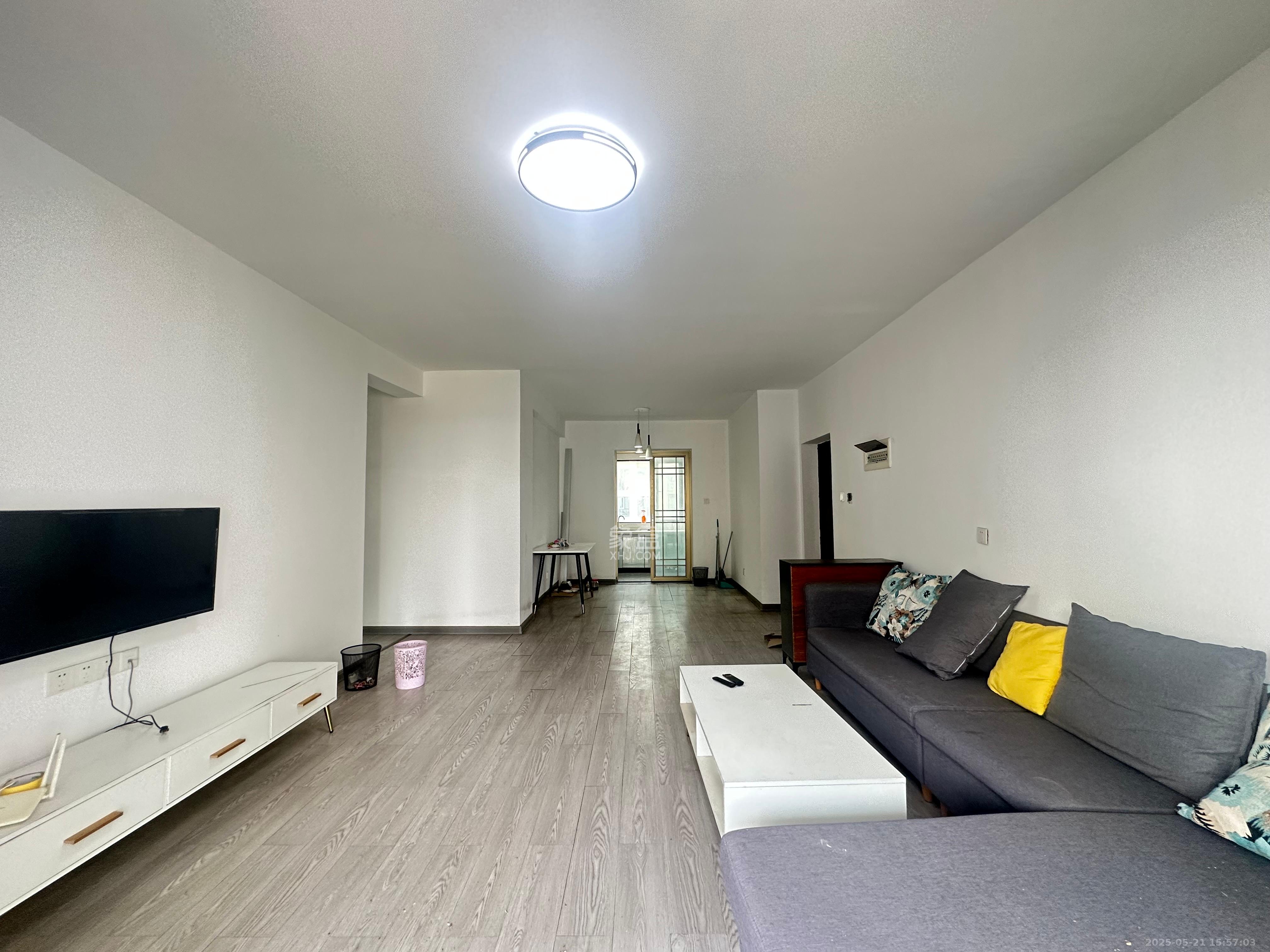 通号岭绣苑 4室2厅2卫 2200.0元/月 通号岭绣苑 4室2厅2卫 2200.0元/月室内图