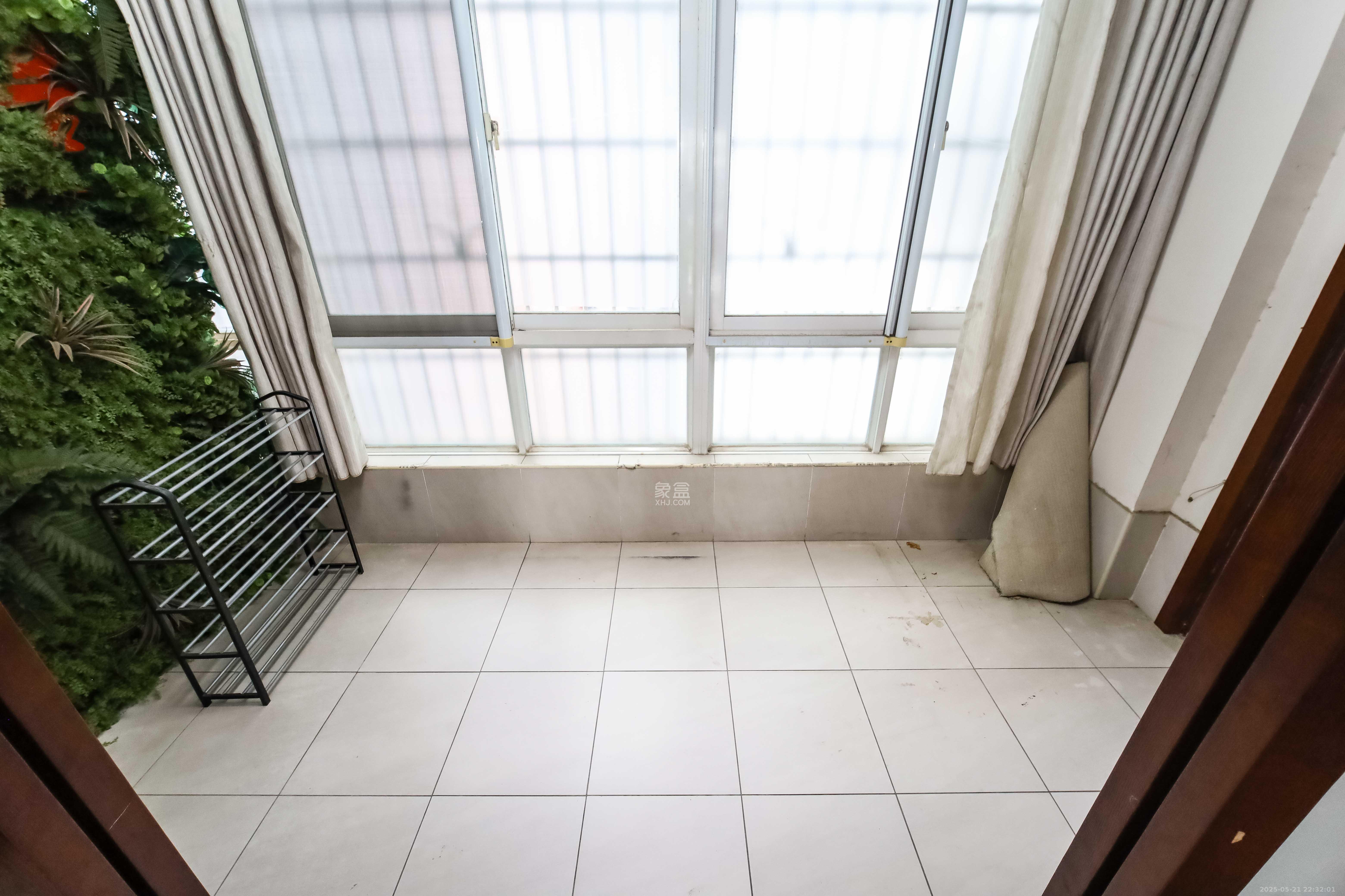 东门壹号家园  4室2厅2卫    108.0万阳台