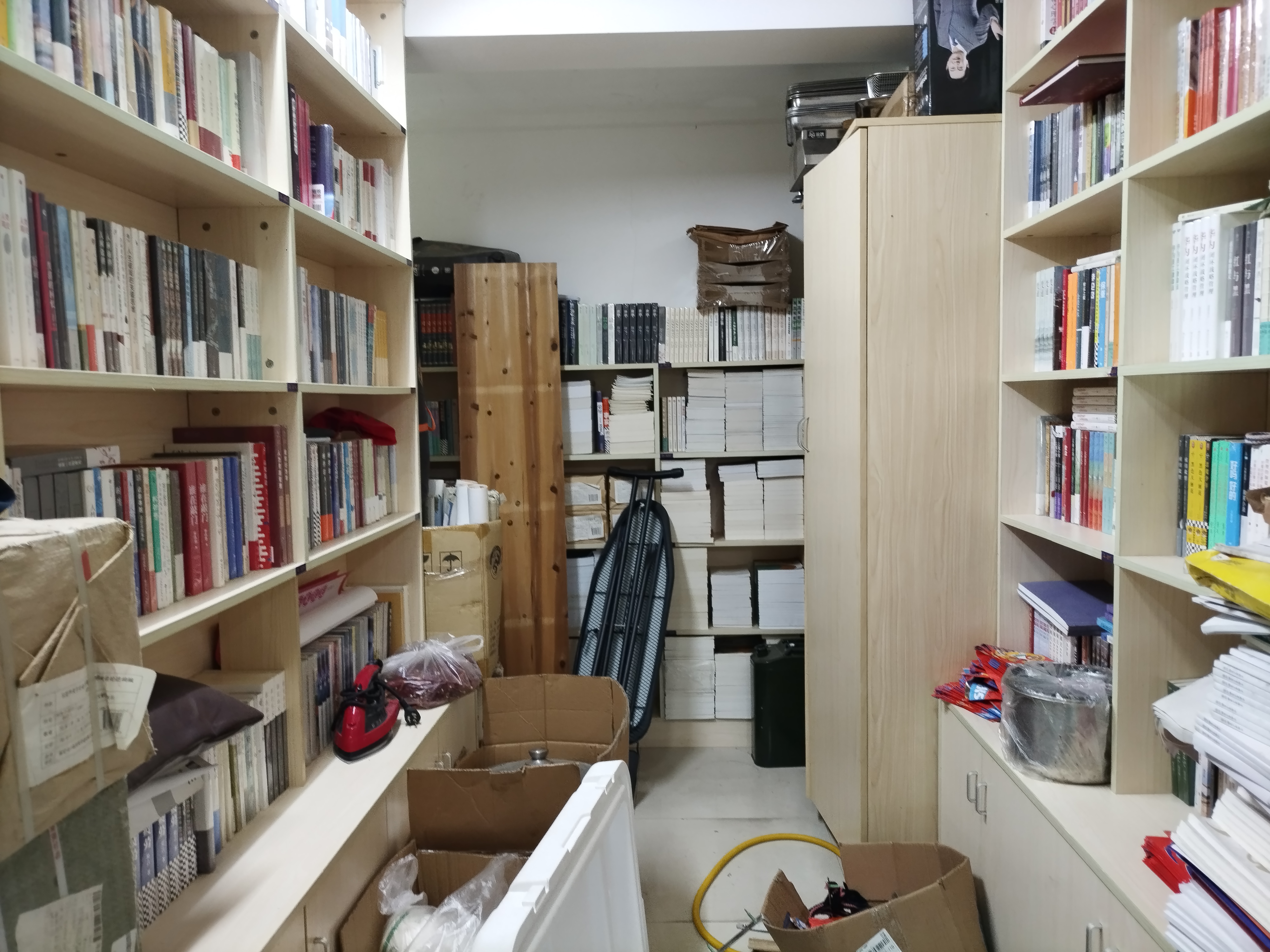 佳裕大厦 3室2厅1卫 135.0万 佳裕大厦 3室2厅1卫 135.0万客厅