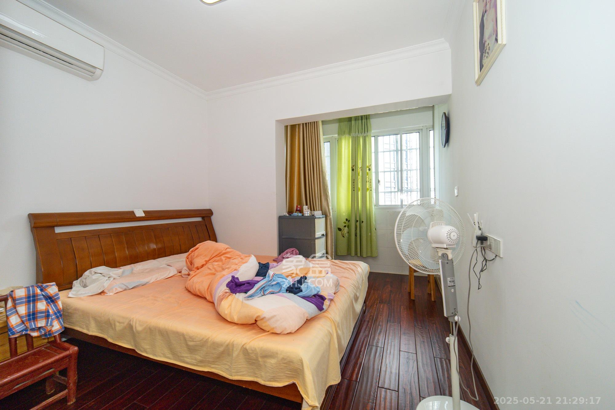 锦璨家园  3室2厅1卫    56.8万 锦璨家园  3室2厅1卫    56.8万卧室