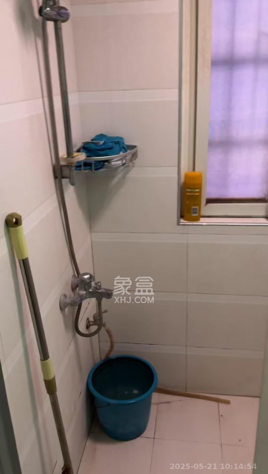 三湘怡苑  3室2厅1卫   1100.00元/月室内图