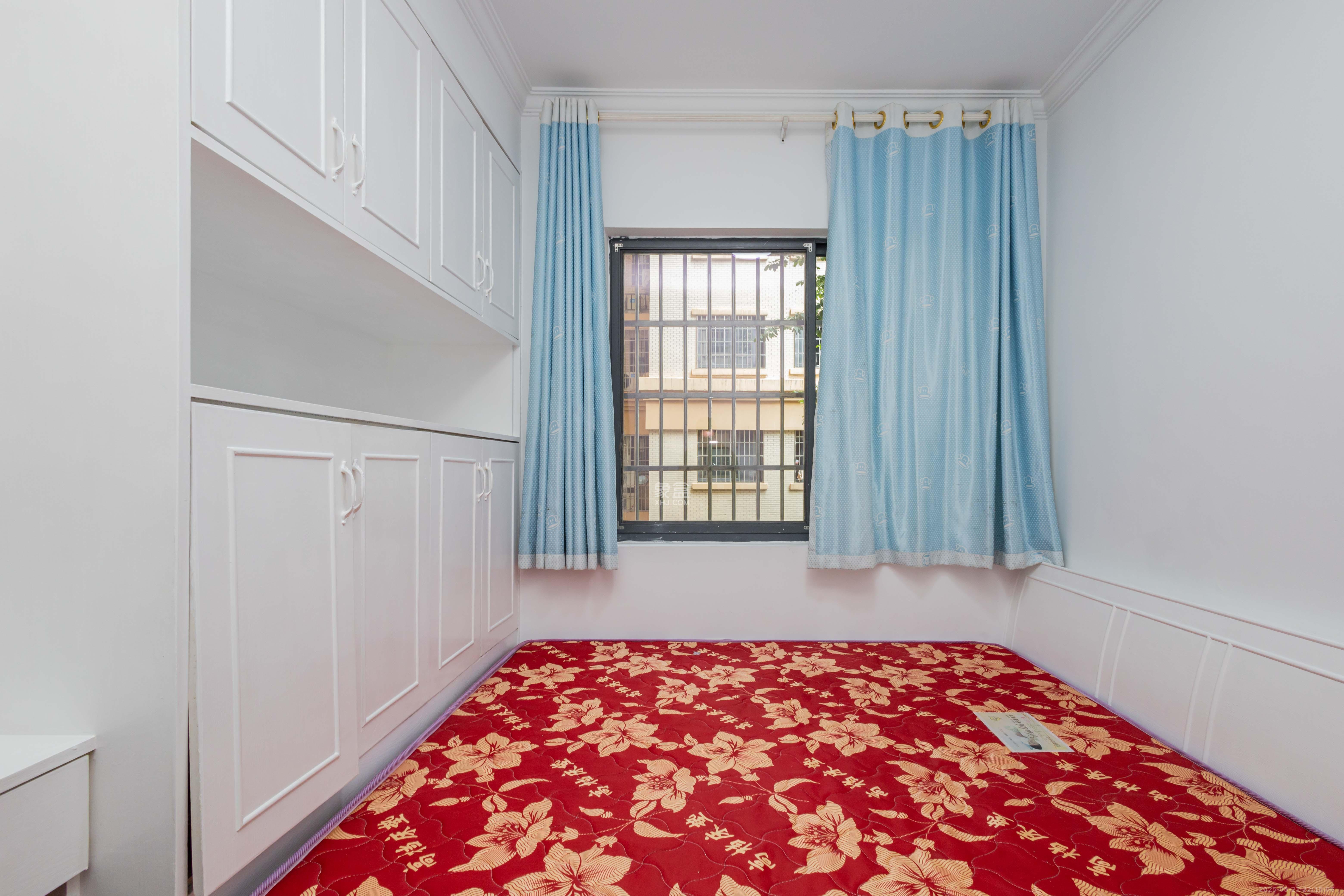 佳美紫郡  3室2厅1卫    45.8万 佳美紫郡  3室2厅1卫    45.8万卧室