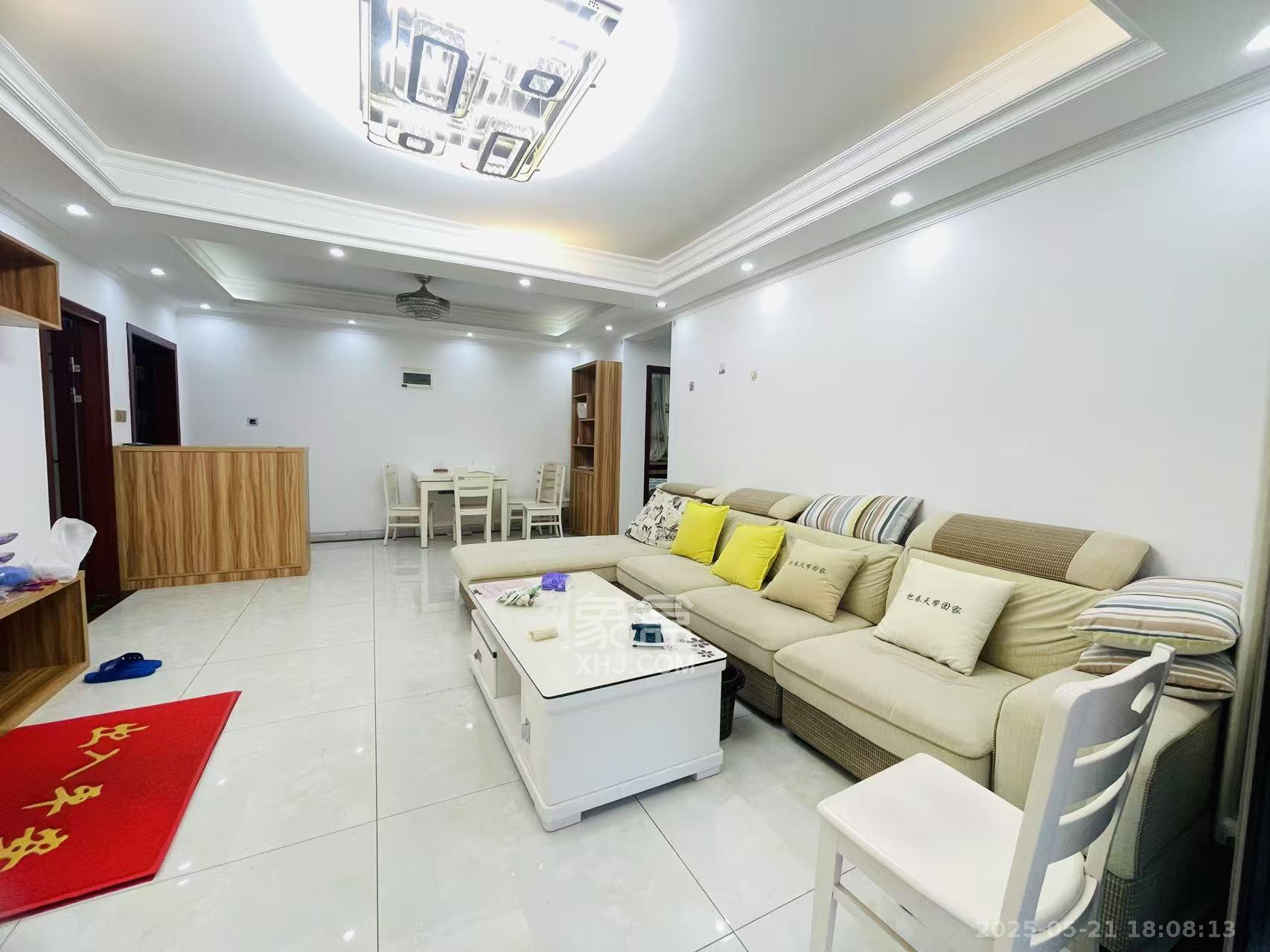 怡海星城  3室2厅2卫    2100.0元/月 怡海星城  3室2厅2卫    2100.0元/月室内图