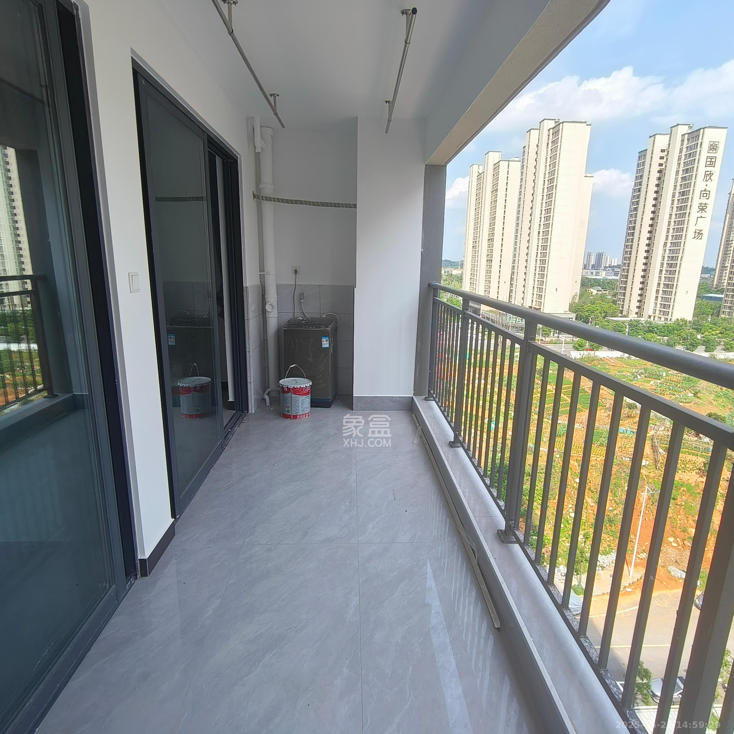 周南学府 4室2厅2卫 2700.0元/月 周南学府 4室2厅2卫 2700.0元/月室内图