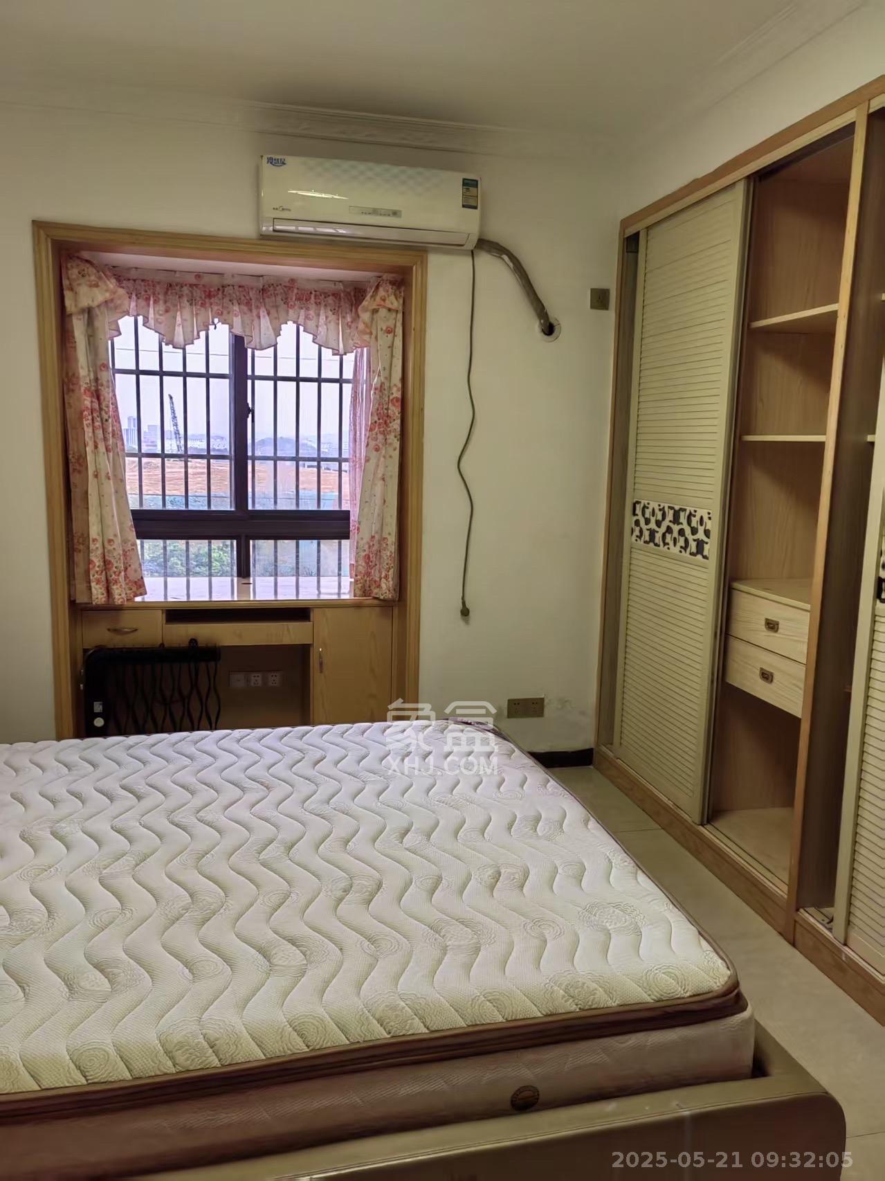 华龙家园(和泰家园) 5室2厅2卫 2200.0元/月 华龙家园(和泰家园) 5室2厅2卫 2200.0元/月室内图