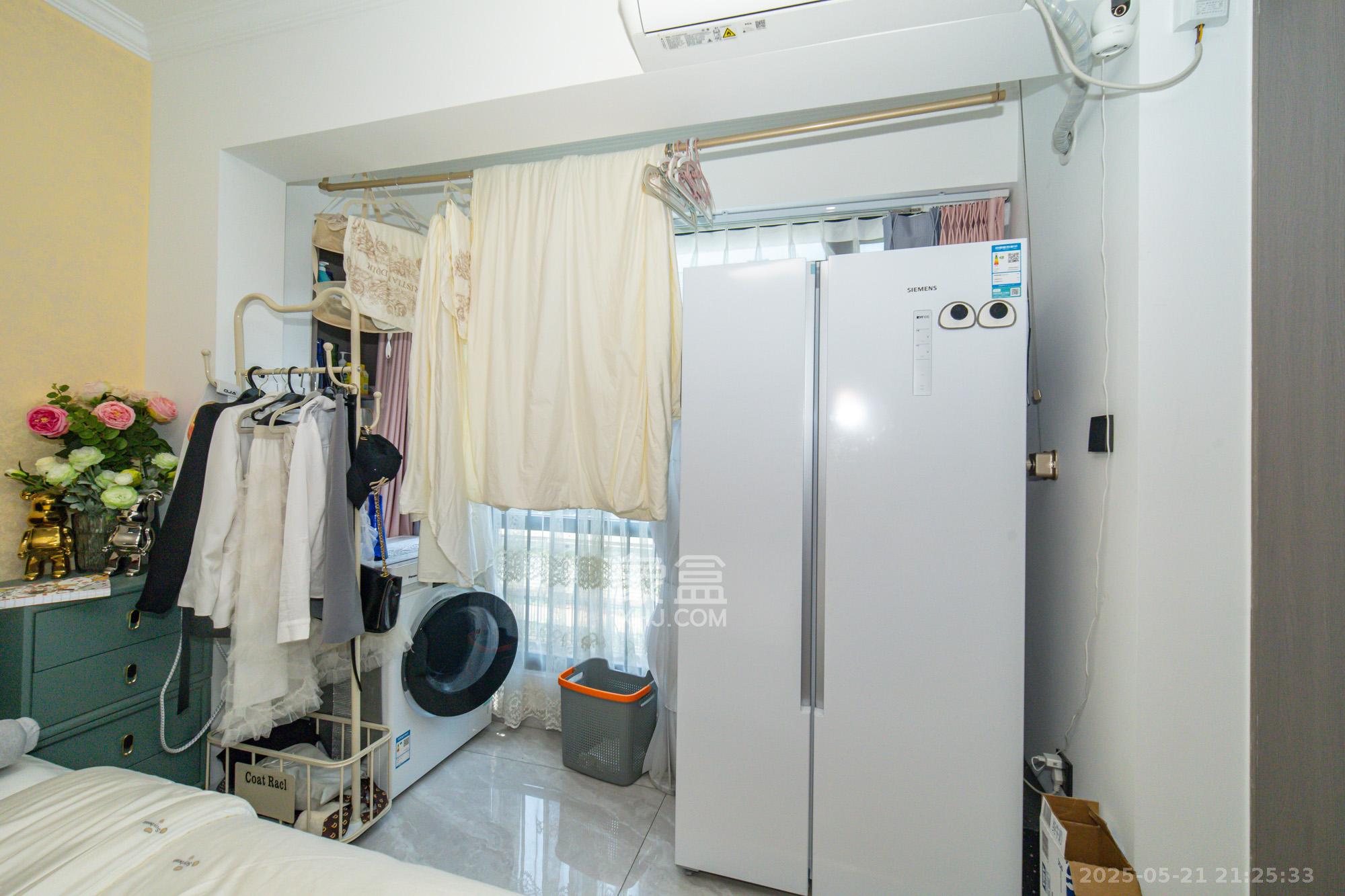 新长海漓湘悦  1室1厅1卫    19.9万 新长海漓湘悦  1室1厅1卫    19.9万阳台