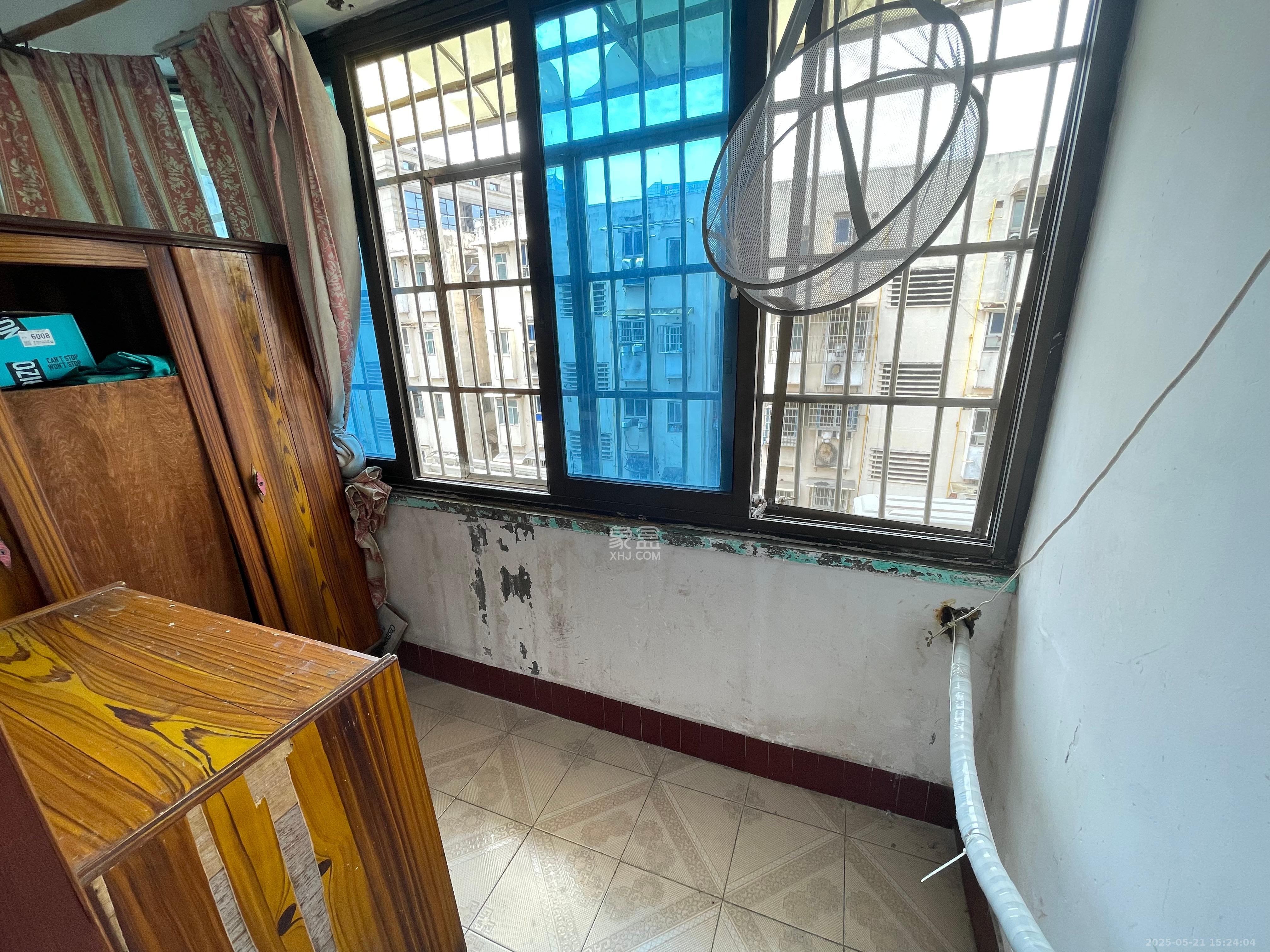 涂家冲社区(涂新小区、农商银行宿舍) 2室1厅1卫 1000.0元/月 涂家冲社区(涂新小区、农商银行宿舍) 2室1厅1卫 1000.0元/月室内图