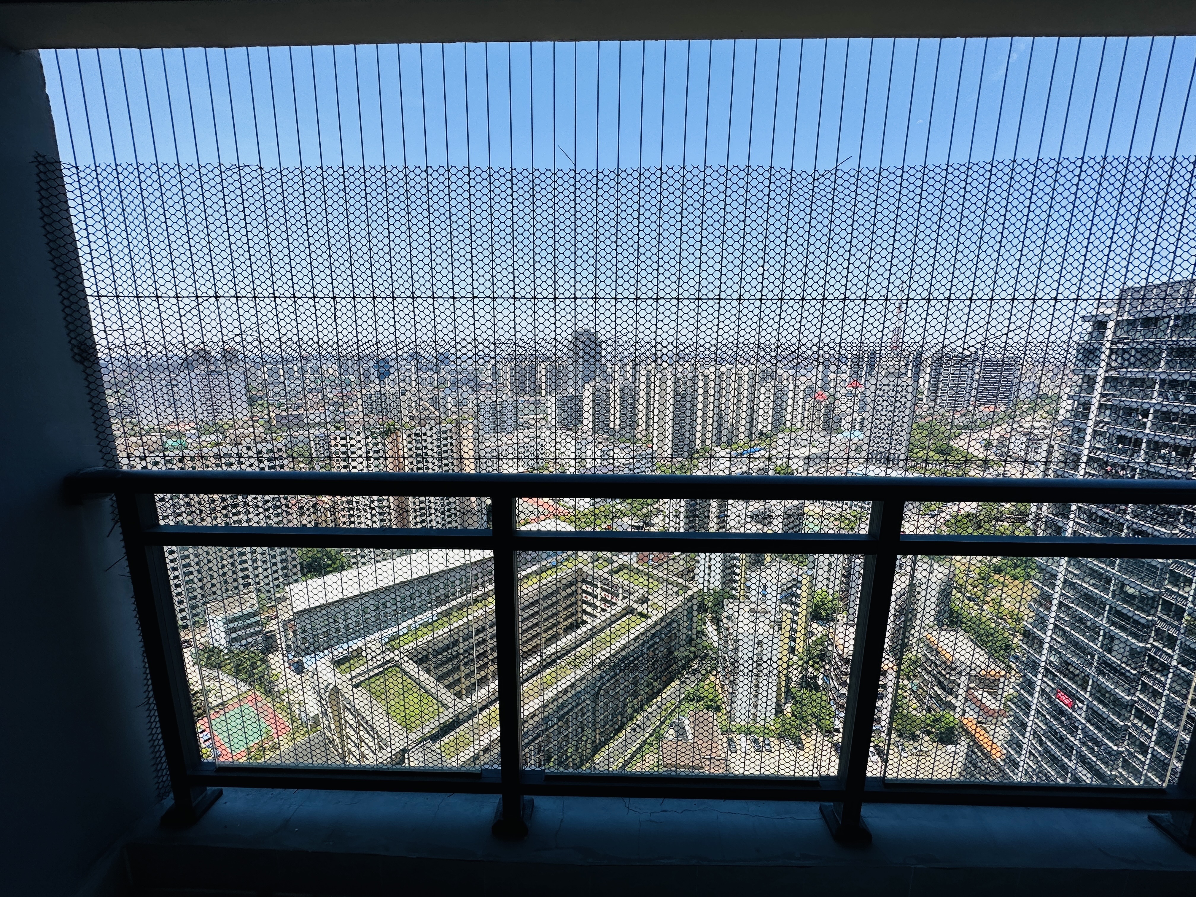 坡博家园五区  1室0厅0卫   89.00万客厅