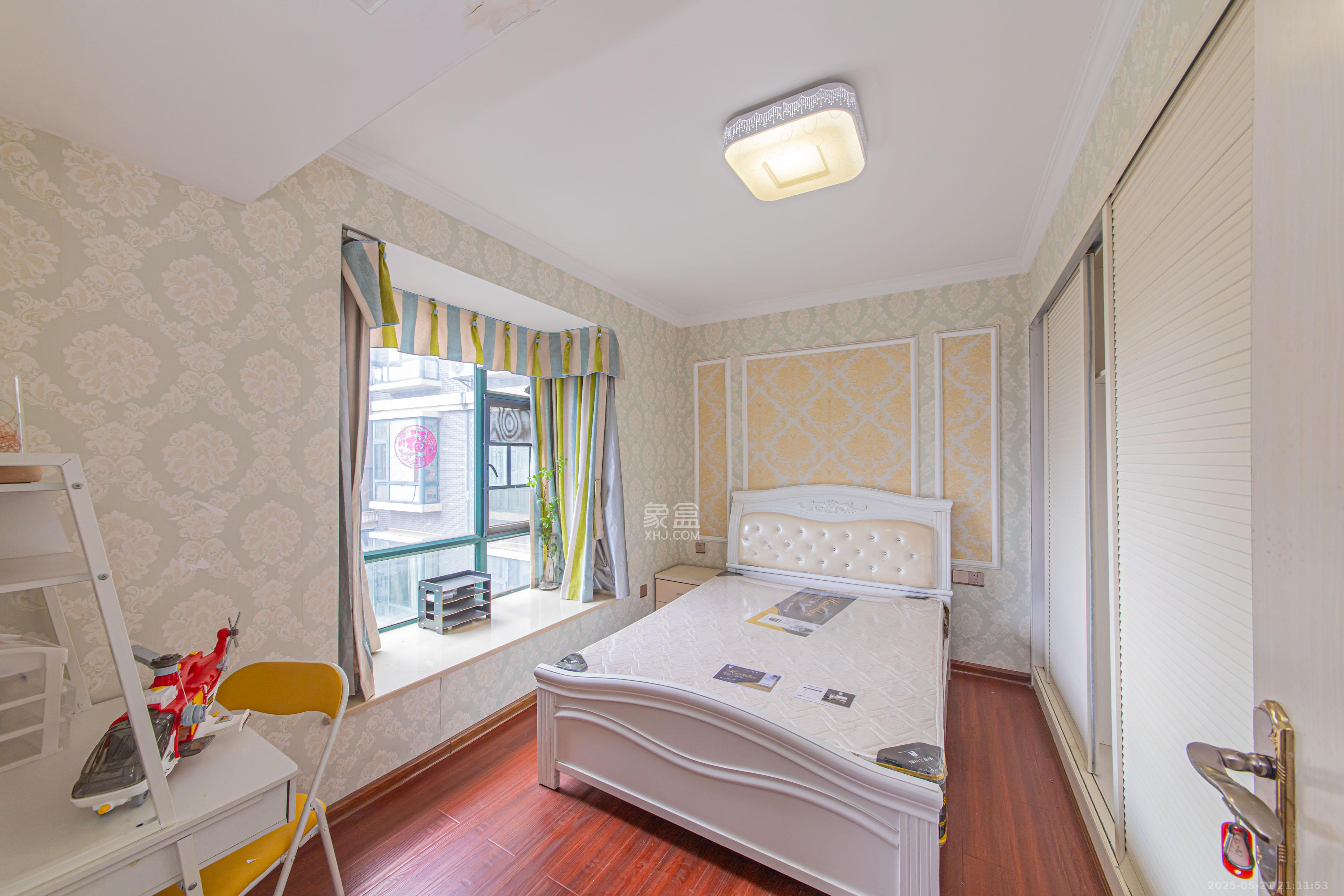 富景园 3室2厅1卫 95.0万 富景园 3室2厅1卫 95.0万卧室