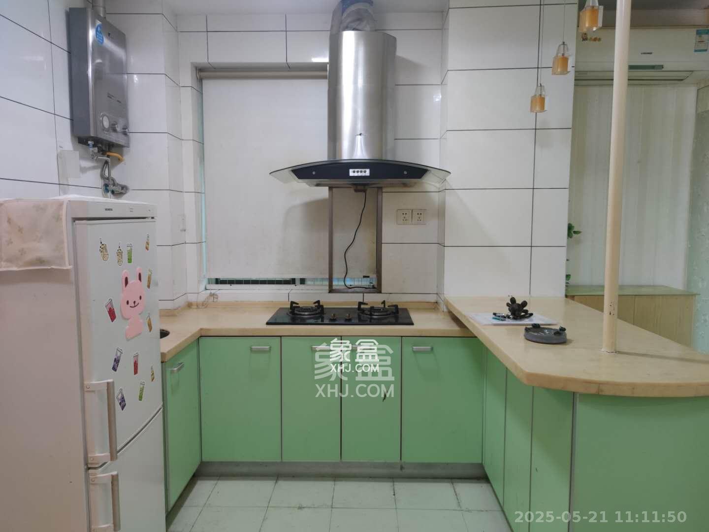 BOBO天下城（CTA财富中心）  1室1厅1卫   1700.00元/月