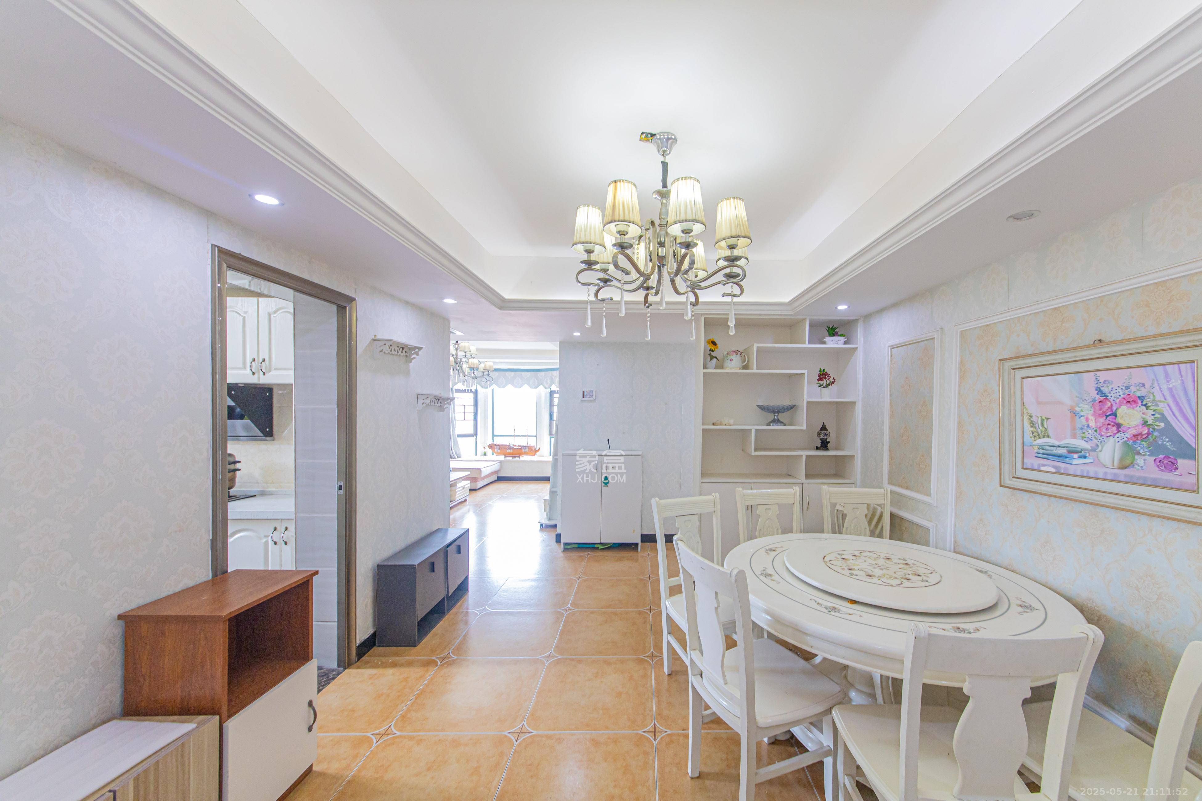 富景园 3室2厅1卫 95.0万 富景园 3室2厅1卫 95.0万客厅