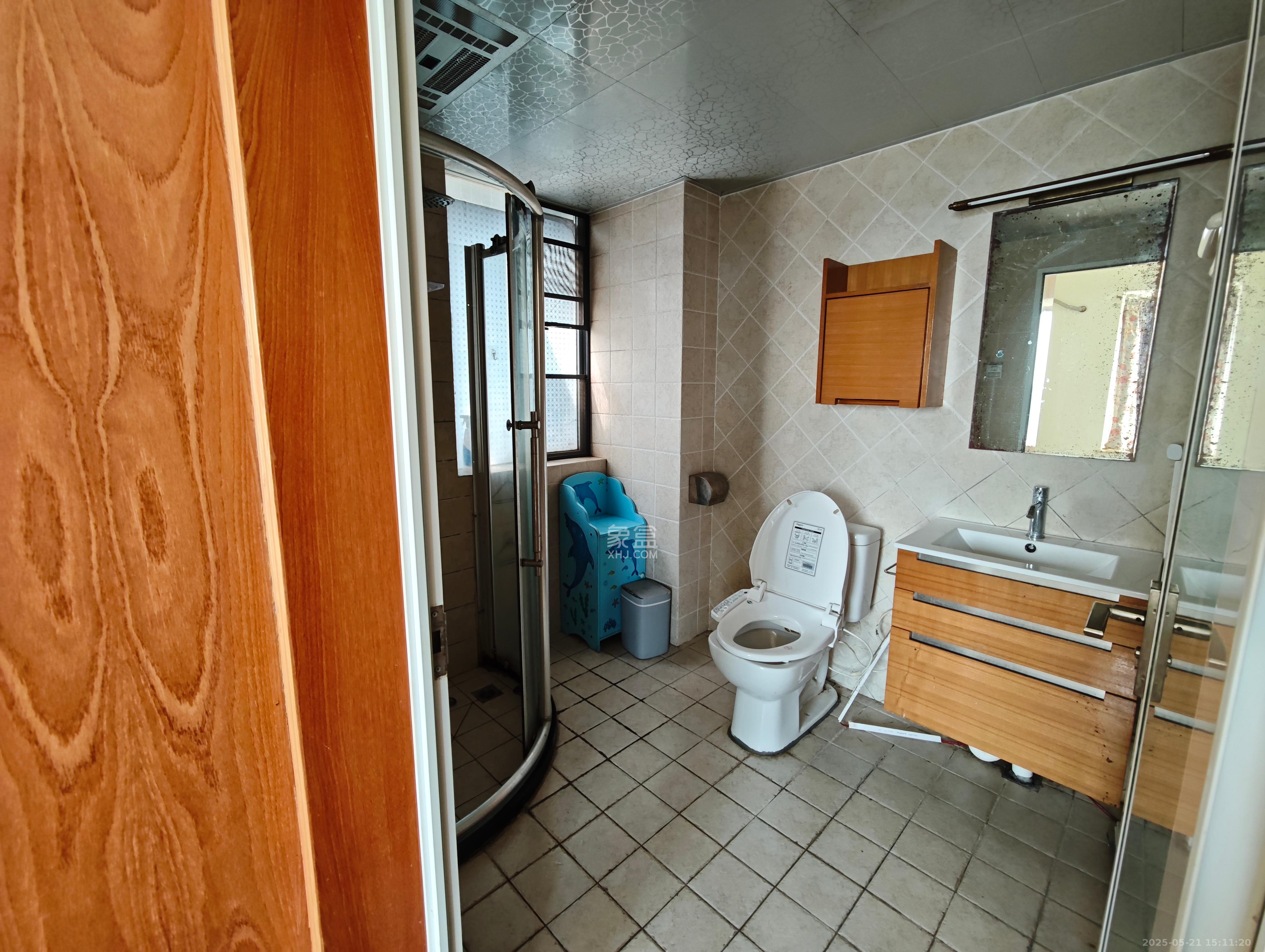 滨江君悦香邸 3室2厅2卫 3000.0元/月 滨江君悦香邸 3室2厅2卫 3000.0元/月室内图