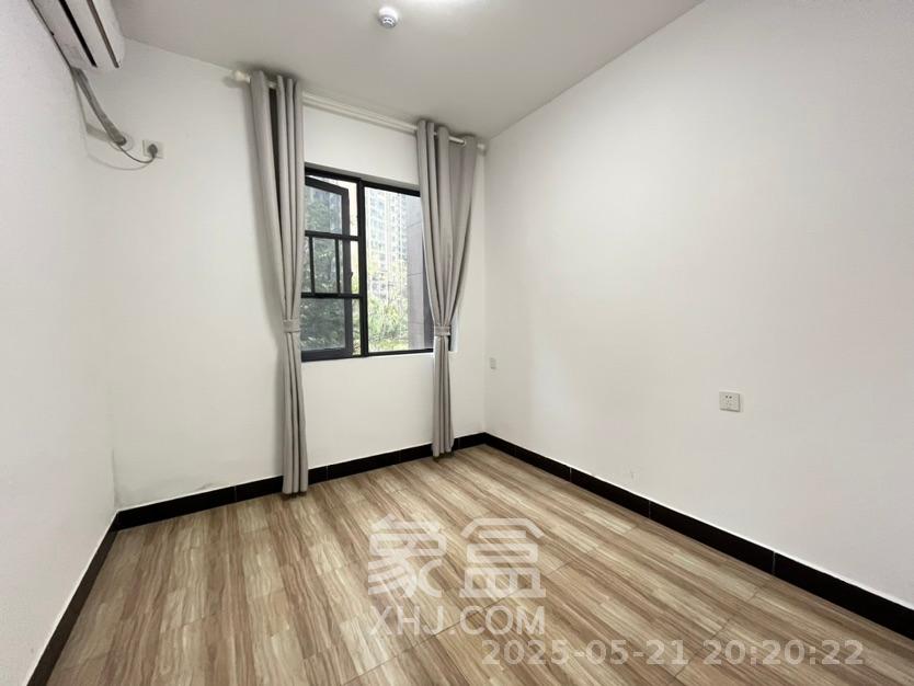 中建梅溪湖中心  4室2厅1卫   3500.00元/月室内图