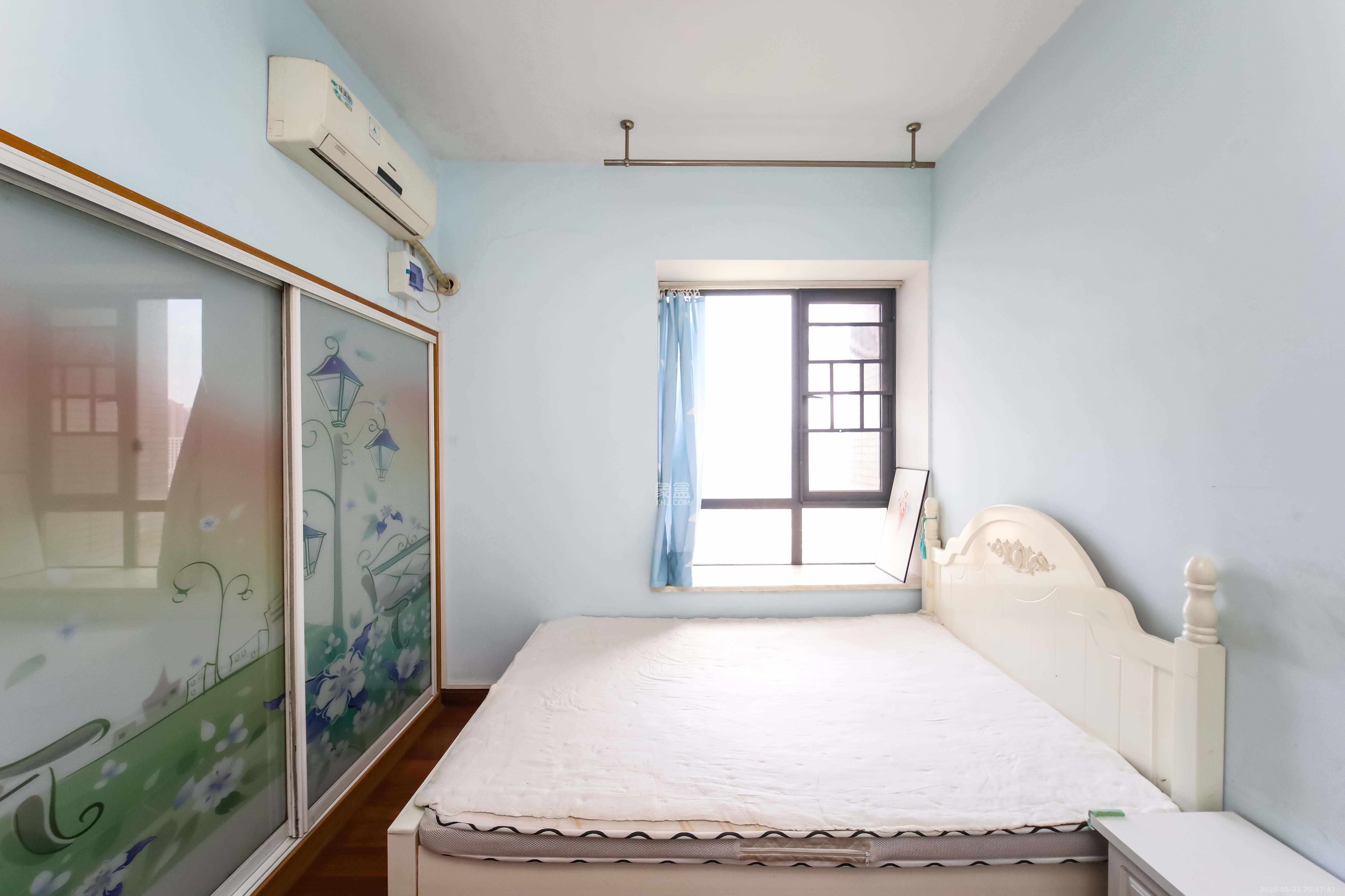 尚东紫郡  4室2厅2卫    116.0万 尚东紫郡  4室2厅2卫    116.0万卧室