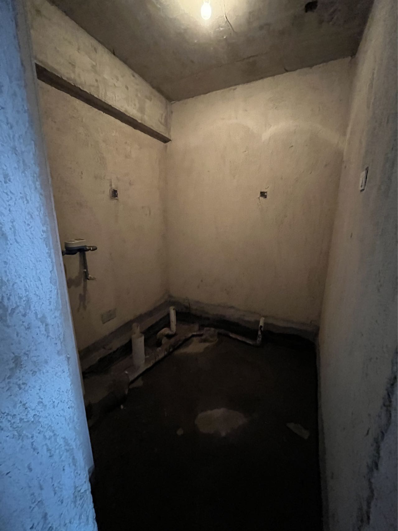 吉泰领寓 1室1厅1卫 1000.0元/月 吉泰领寓 1室1厅1卫 1000.0元/月室内图