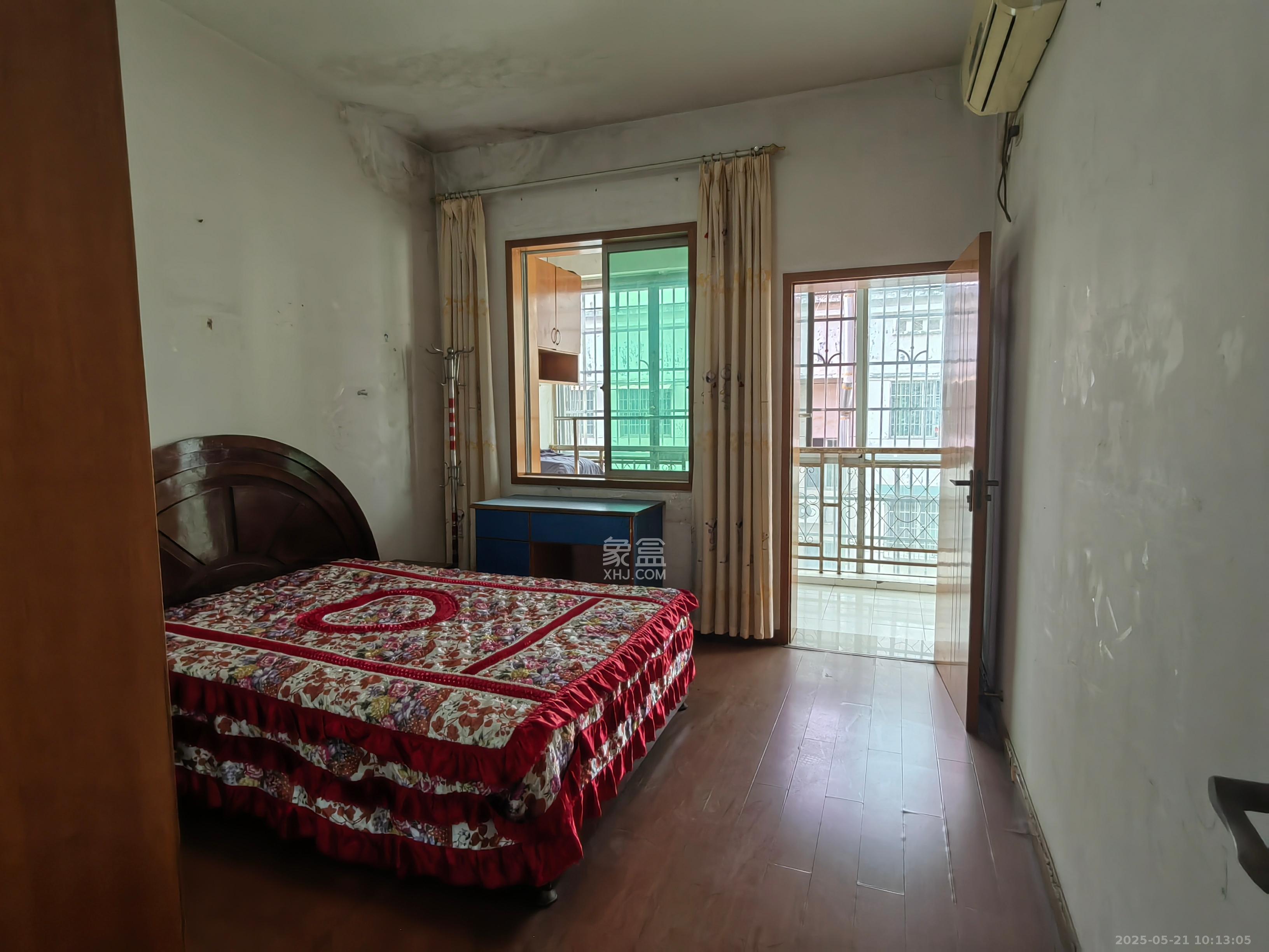 中南汽车世界 2室1厅1卫 1000.0元/月 中南汽车世界 2室1厅1卫 1000.0元/月室内图