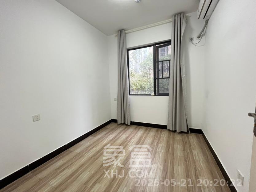 中建梅溪湖中心  4室2厅1卫   3500.00元/月室内图