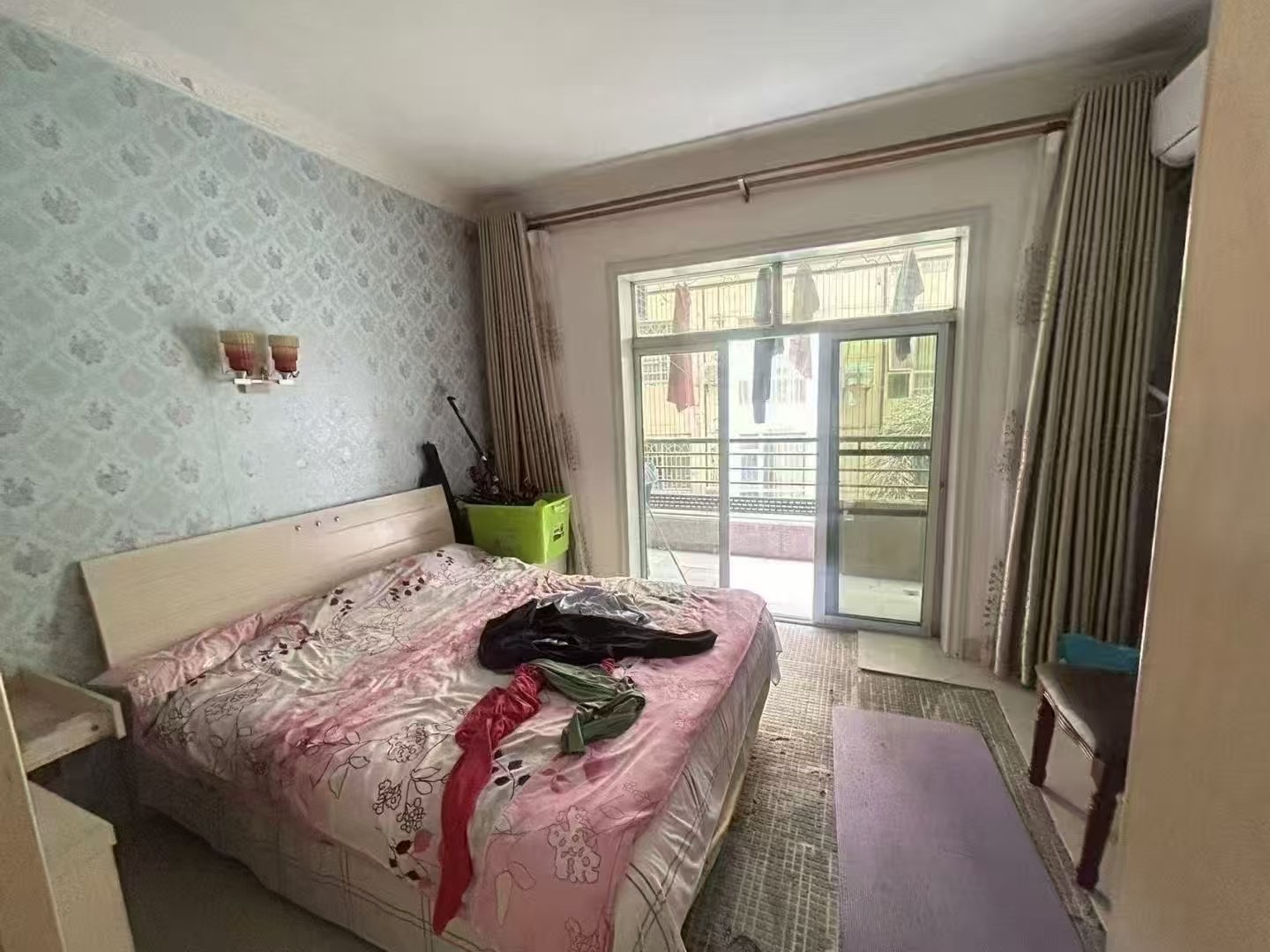 和谐家园(锦和广场) 3室2厅2卫 168.0万 和谐家园(锦和广场) 3室2厅2卫 168.0万客厅