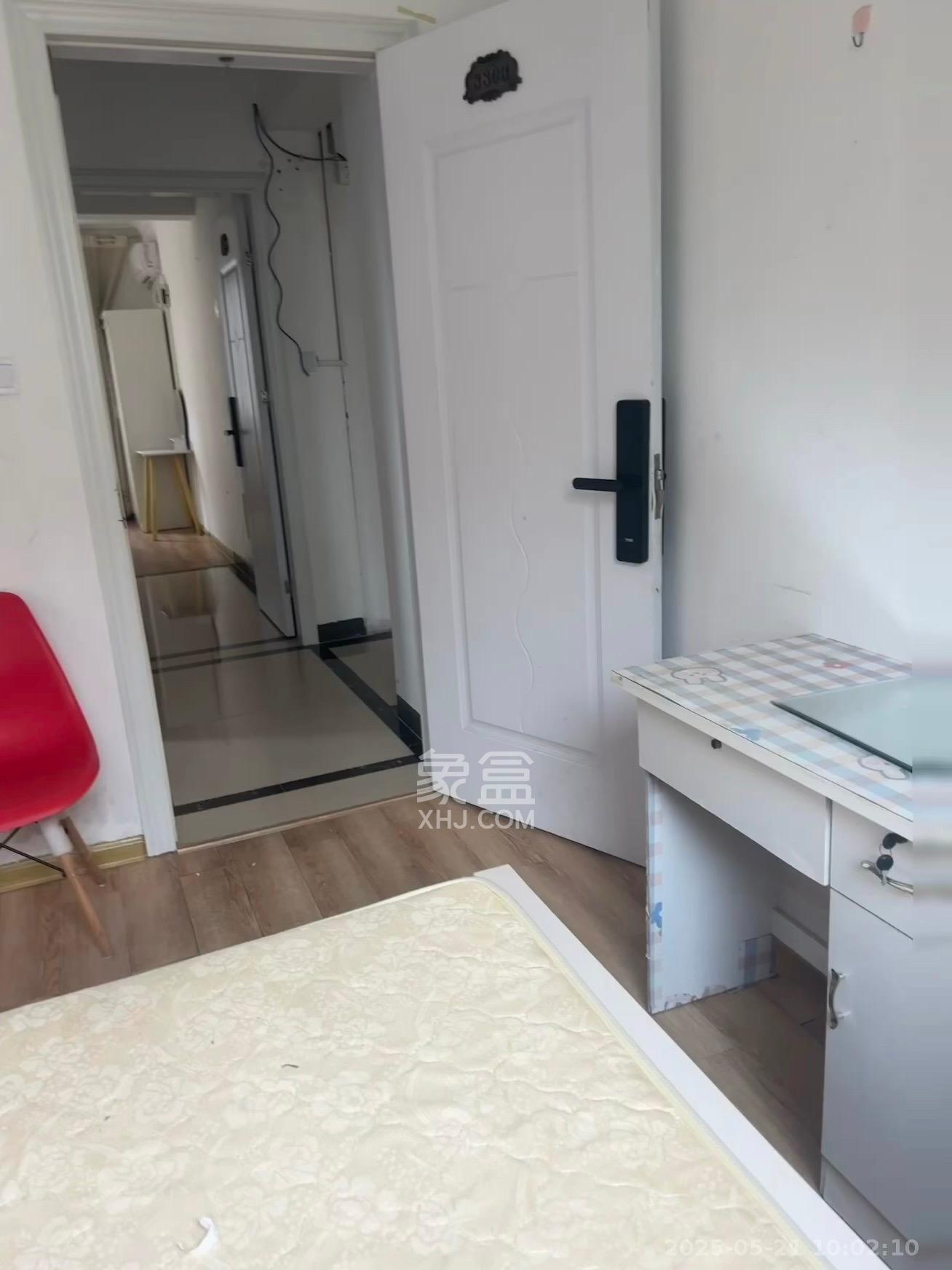 中国铁建梅溪青秀二期 4室2厅2卫 900.0元/月 中国铁建梅溪青秀二期 4室2厅2卫 900.0元/月室内图