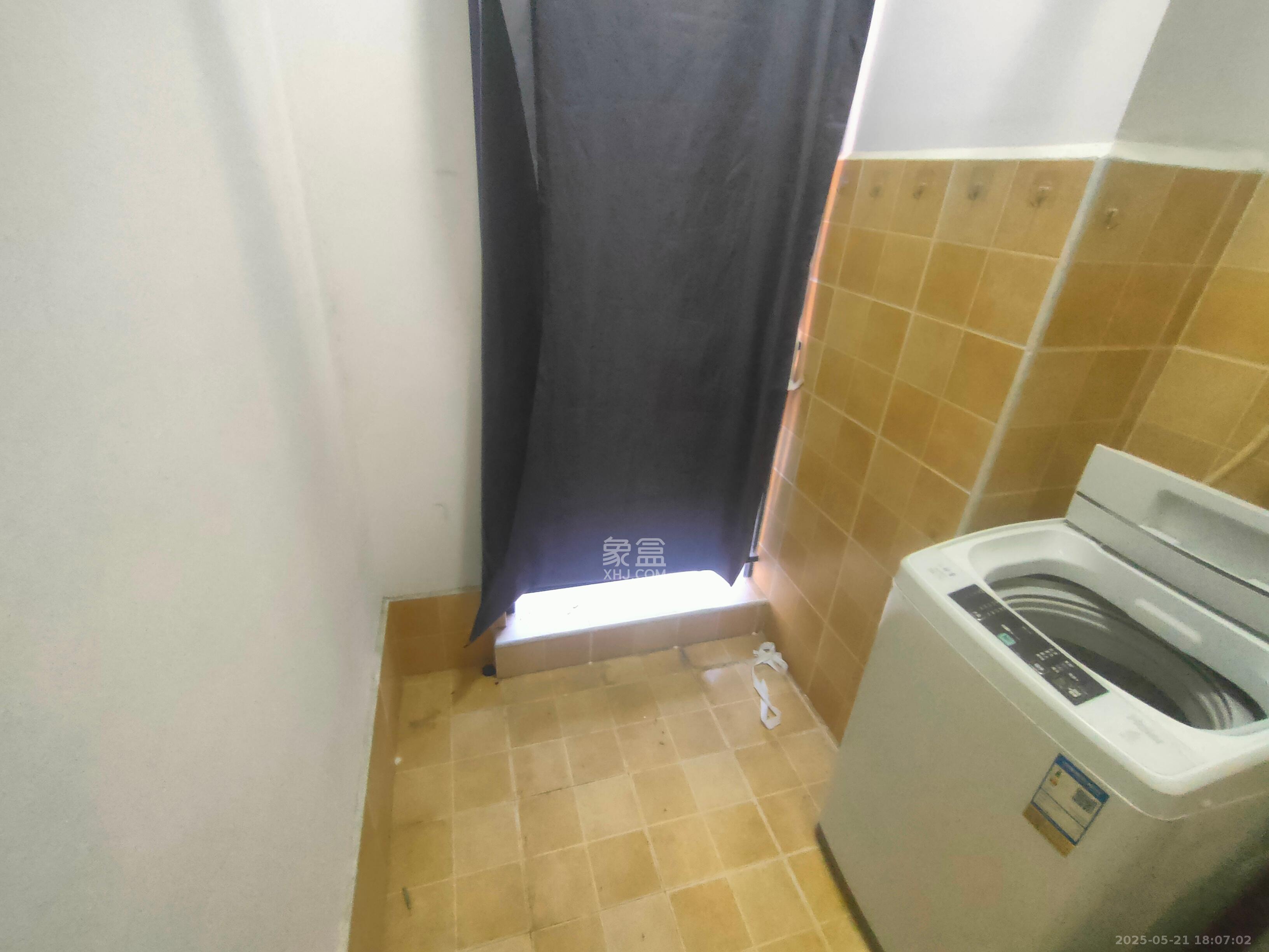 蓝光雍锦阁  1室1厅1卫   1600.00元/月室内图