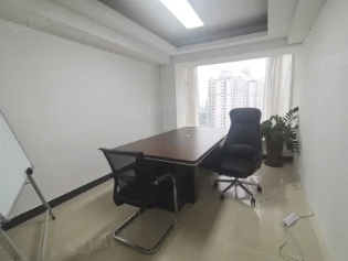 半山花园  5室2厅2卫   6500.00元/月室内图