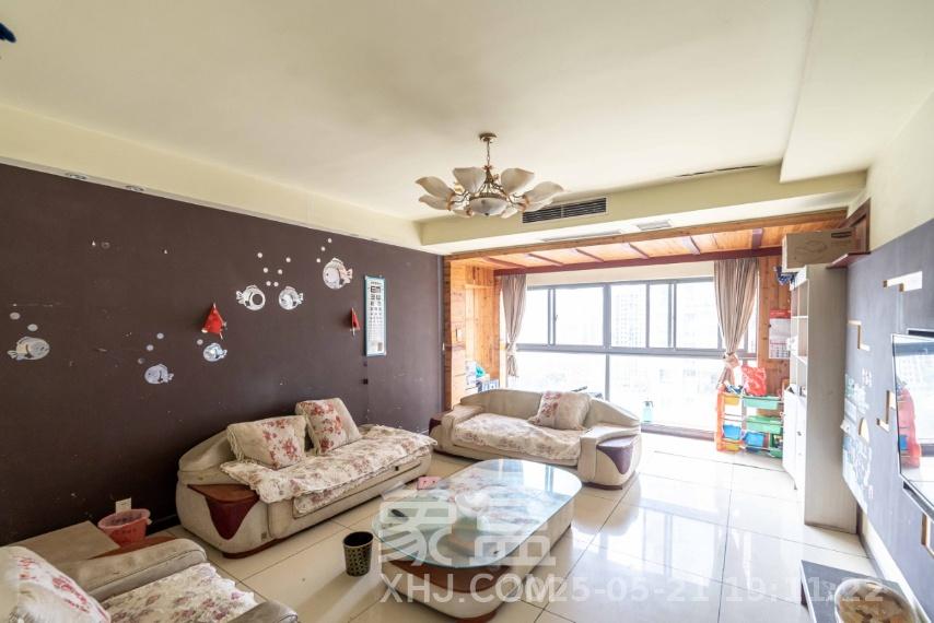 中城丽景香山园  3室2厅2卫    2600.0元/月室内图