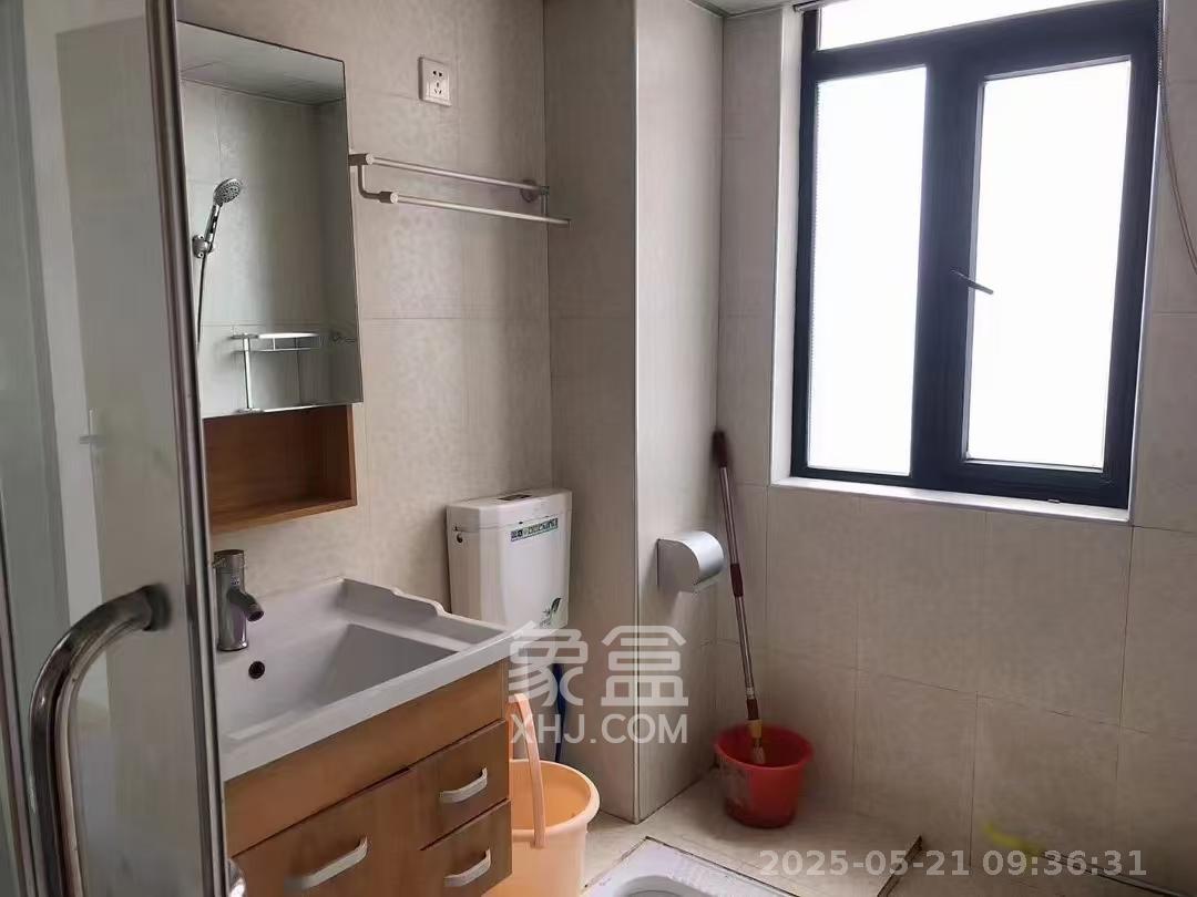 先锋东外滩  2室2厅1卫    2500.0元/月 先锋东外滩  2室2厅1卫    2500.0元/月