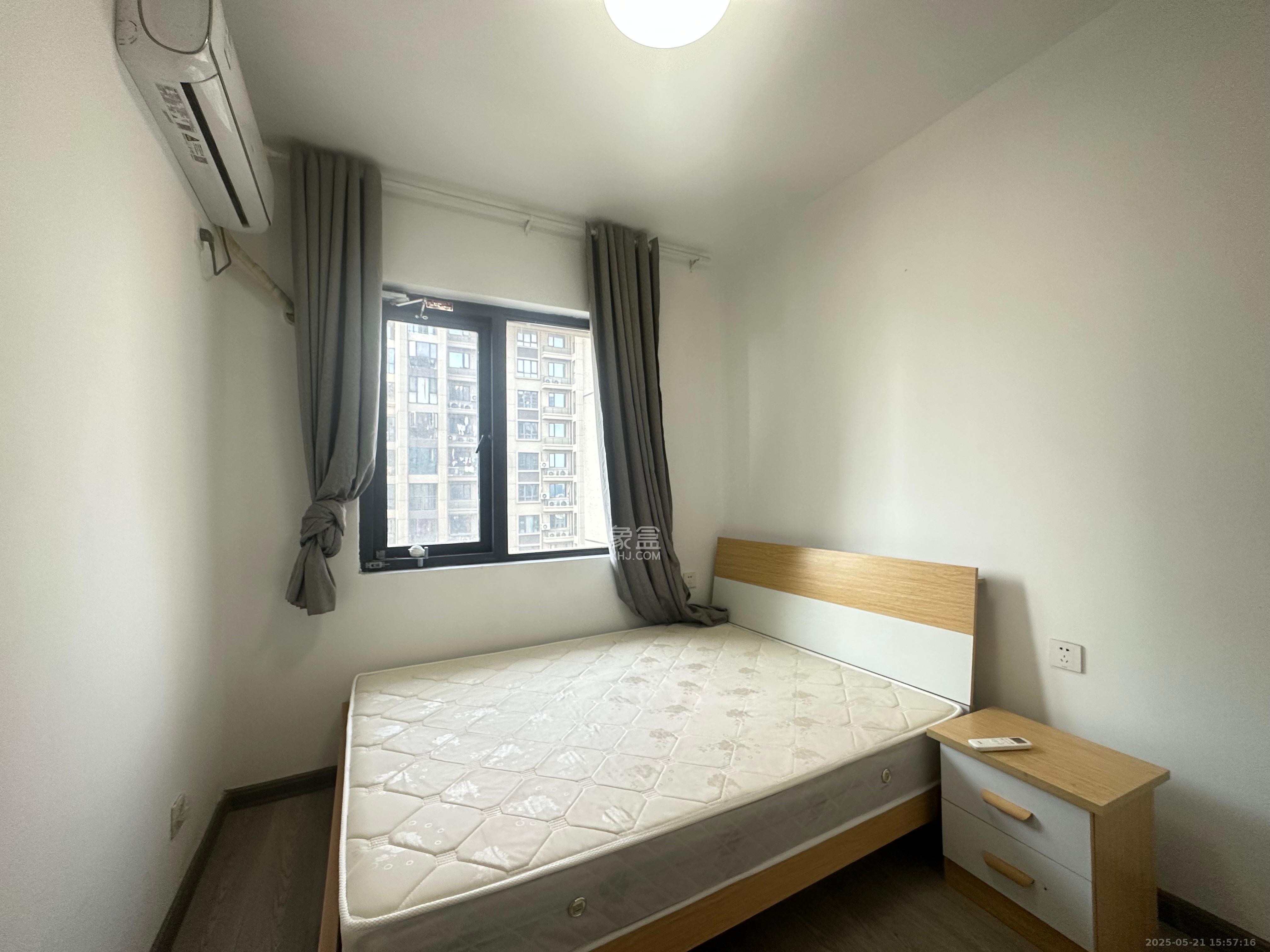 通号岭绣苑 4室2厅2卫 2200.0元/月 通号岭绣苑 4室2厅2卫 2200.0元/月室内图