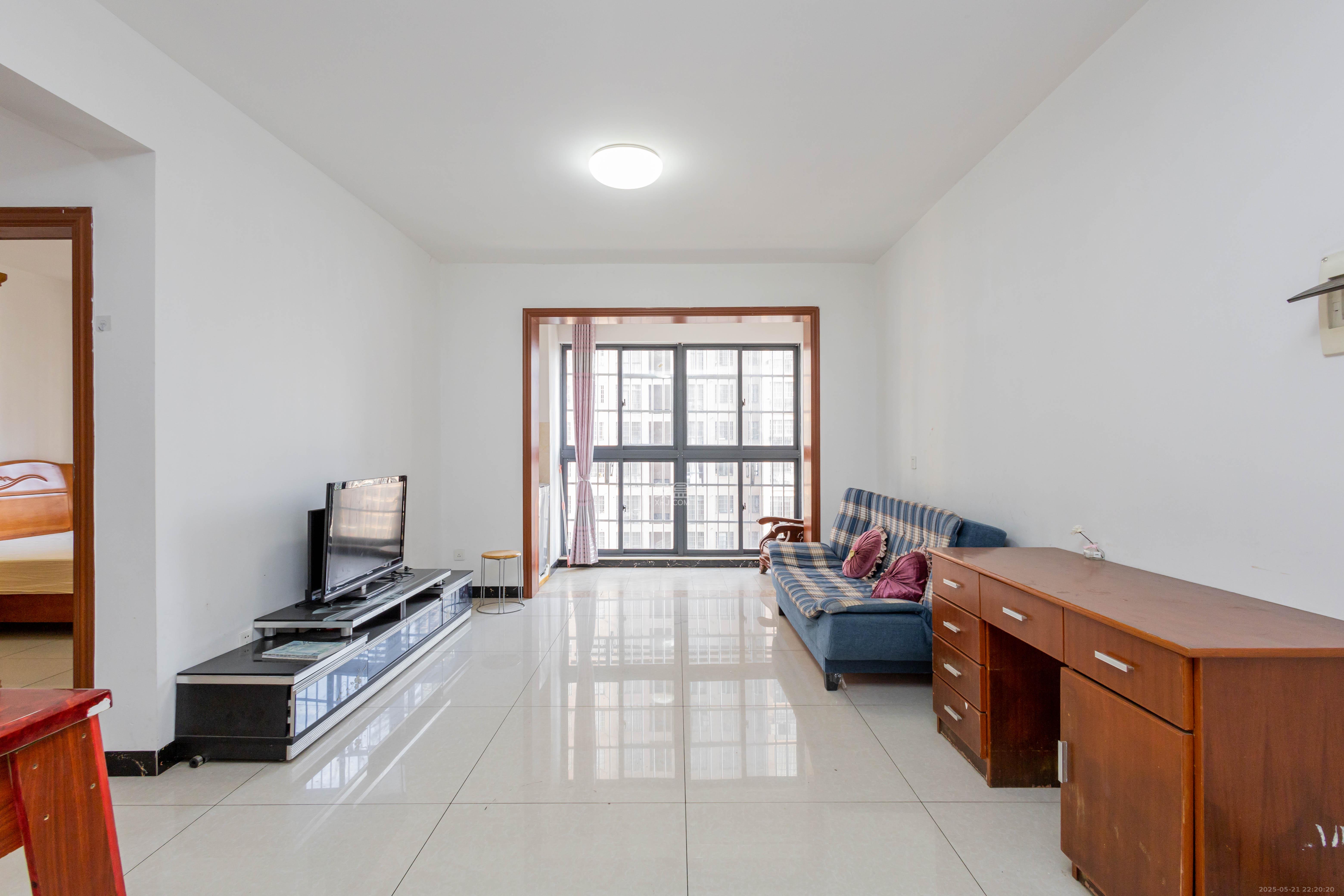 高林仕家 2室2厅1卫 47.8万 高林仕家 2室2厅1卫 47.8万客厅