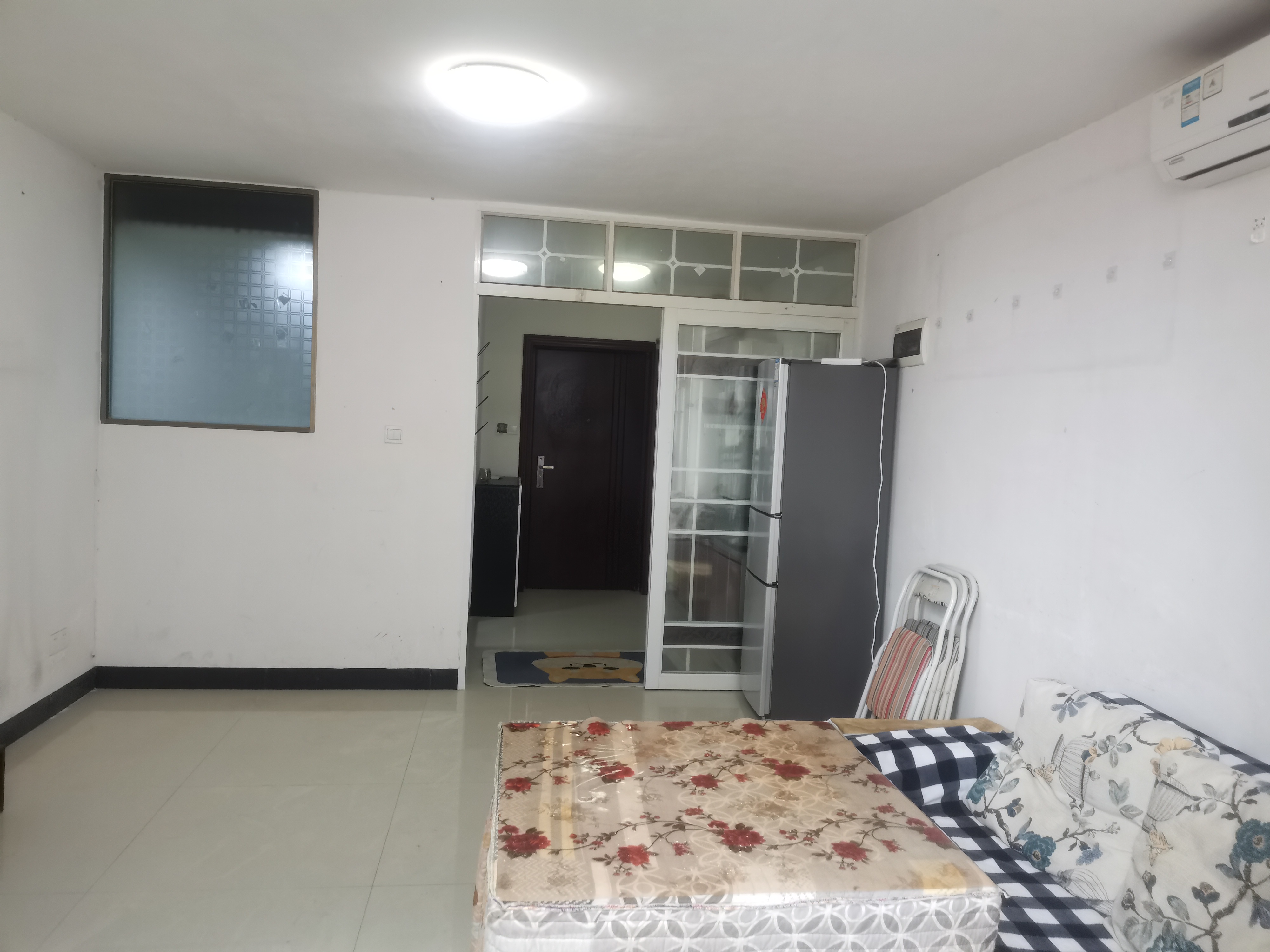 龙泰上品 2室1厅1卫 1000.0元/月 龙泰上品 2室1厅1卫 1000.0元/月室内图