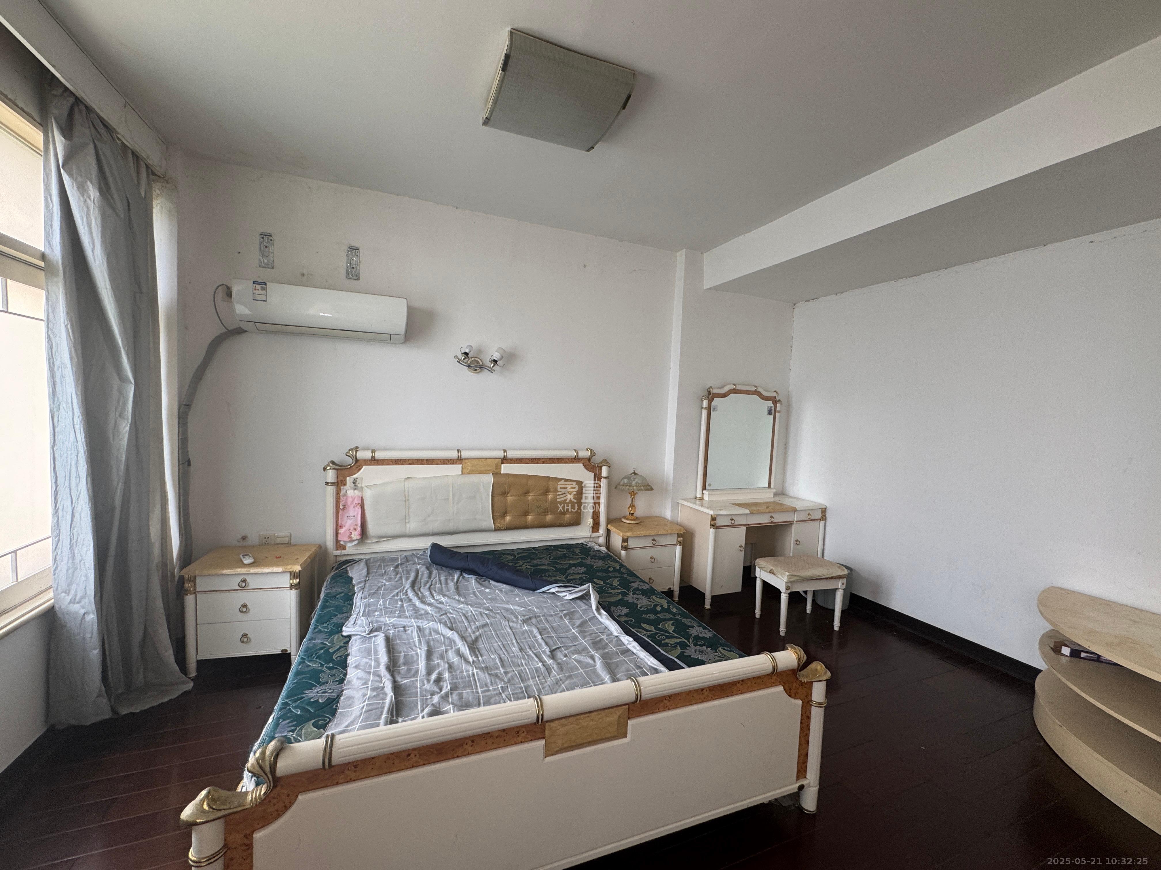 荷花园保险公司宿舍  2室2厅2卫   2000.00元/月室内图