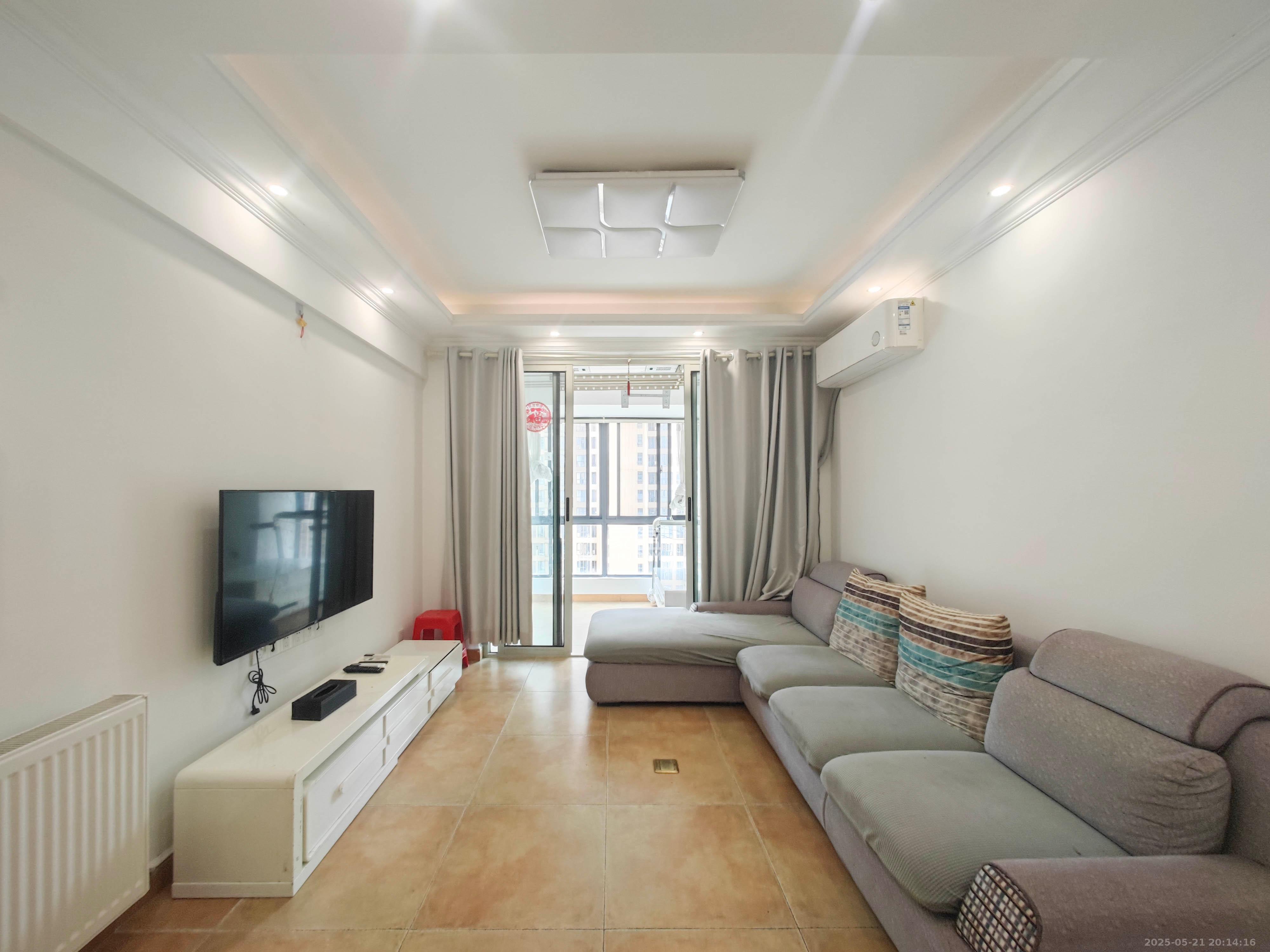 五矿万境水岸二期(五矿万境水岸和苑) 2室2厅1卫 101.88万 五矿万境水岸二期(五矿万境水岸和苑) 2室2厅1卫 101.88万客厅