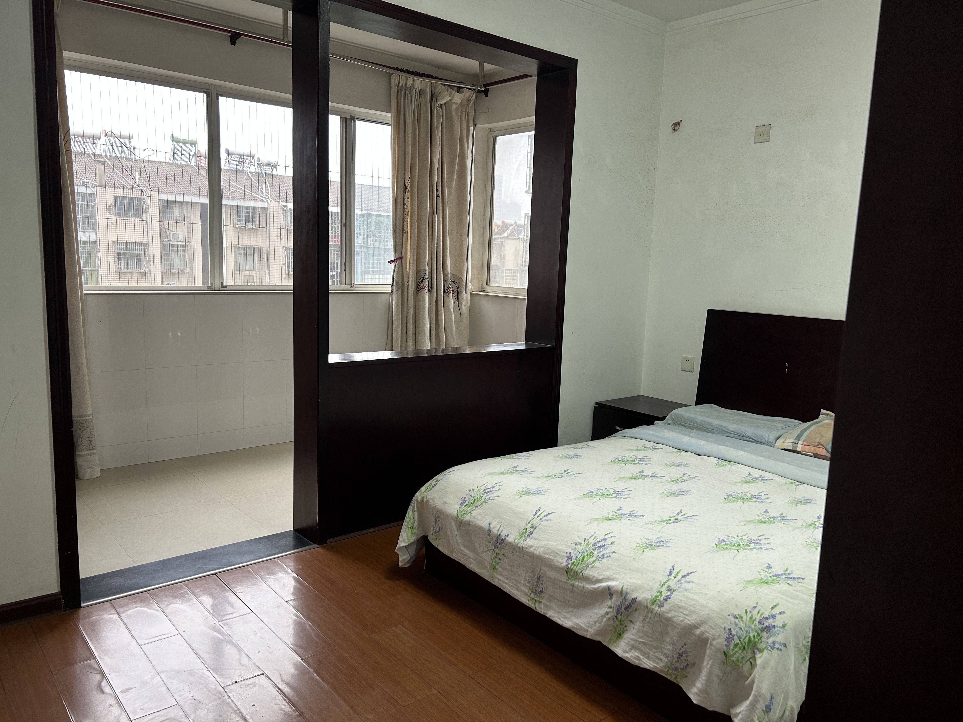 加州阳光小区(吉星阳光) 3室2厅2卫 1200.0元/月 加州阳光小区(吉星阳光) 3室2厅2卫 1200.0元/月室内图