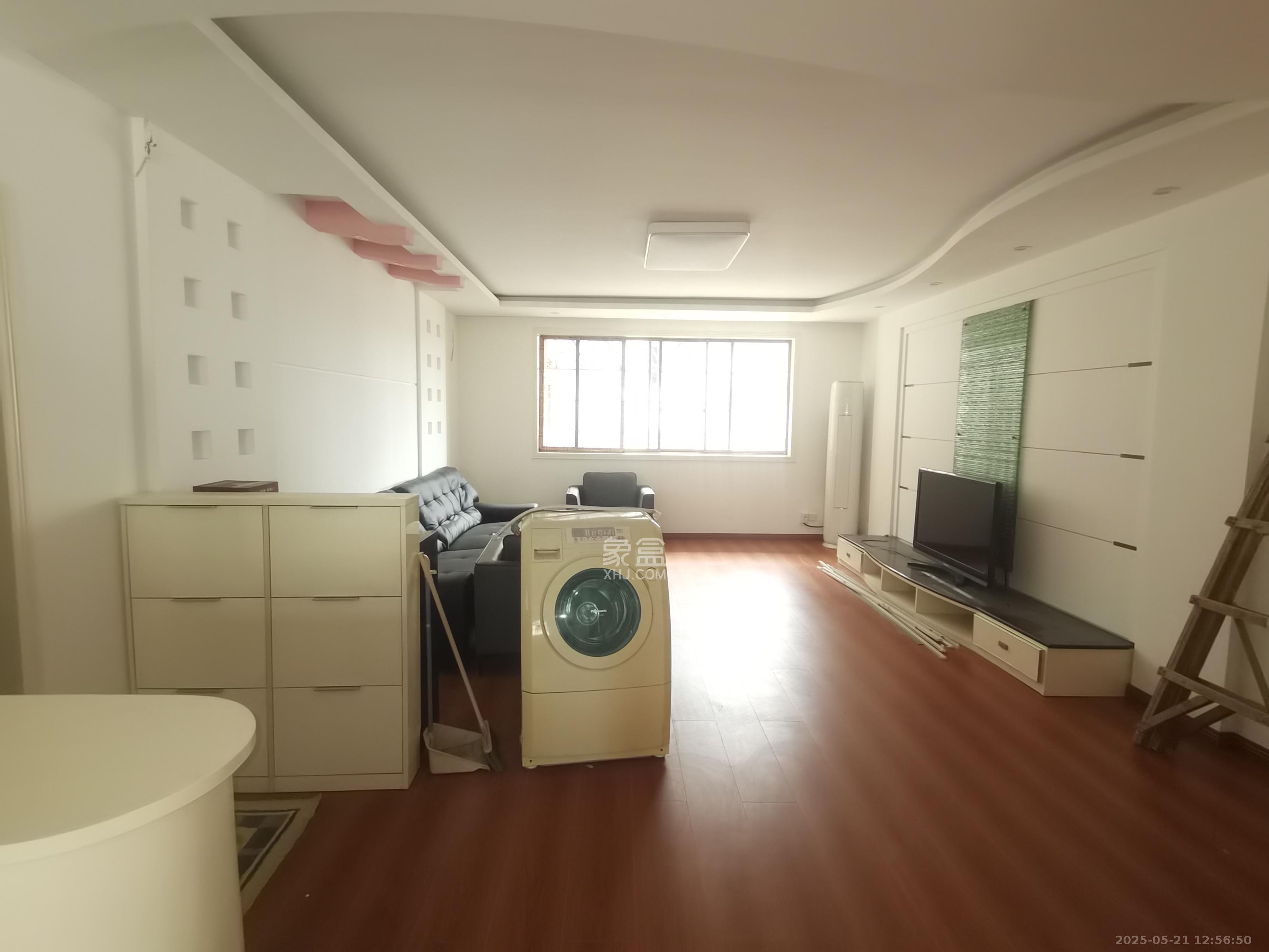 杨铭园  3室2厅1卫    2500.0元/月 杨铭园  3室2厅1卫    2500.0元/月室内图