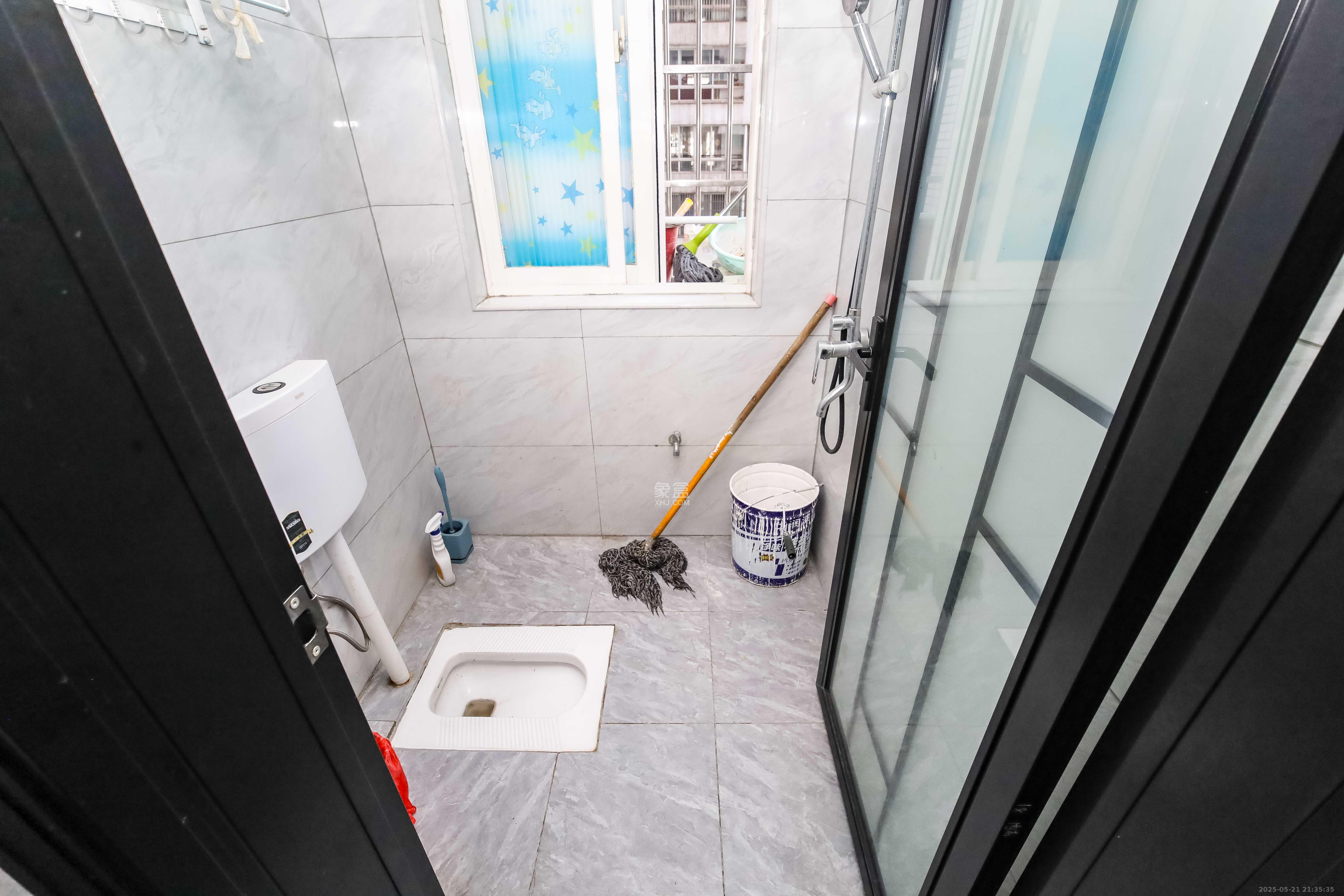 东门壹号家园 3室2厅2卫 86.0万 东门壹号家园 3室2厅2卫 86.0万卫生间