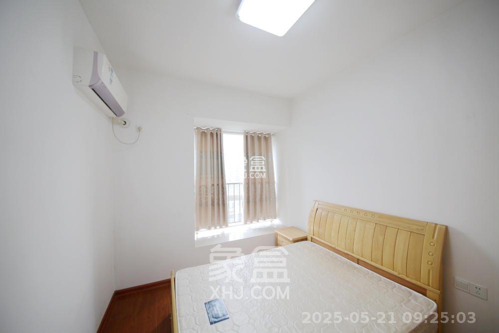 泊爱蓝湾 3室2厅2卫 3200.0元/月 泊爱蓝湾 3室2厅2卫 3200.0元/月室内图