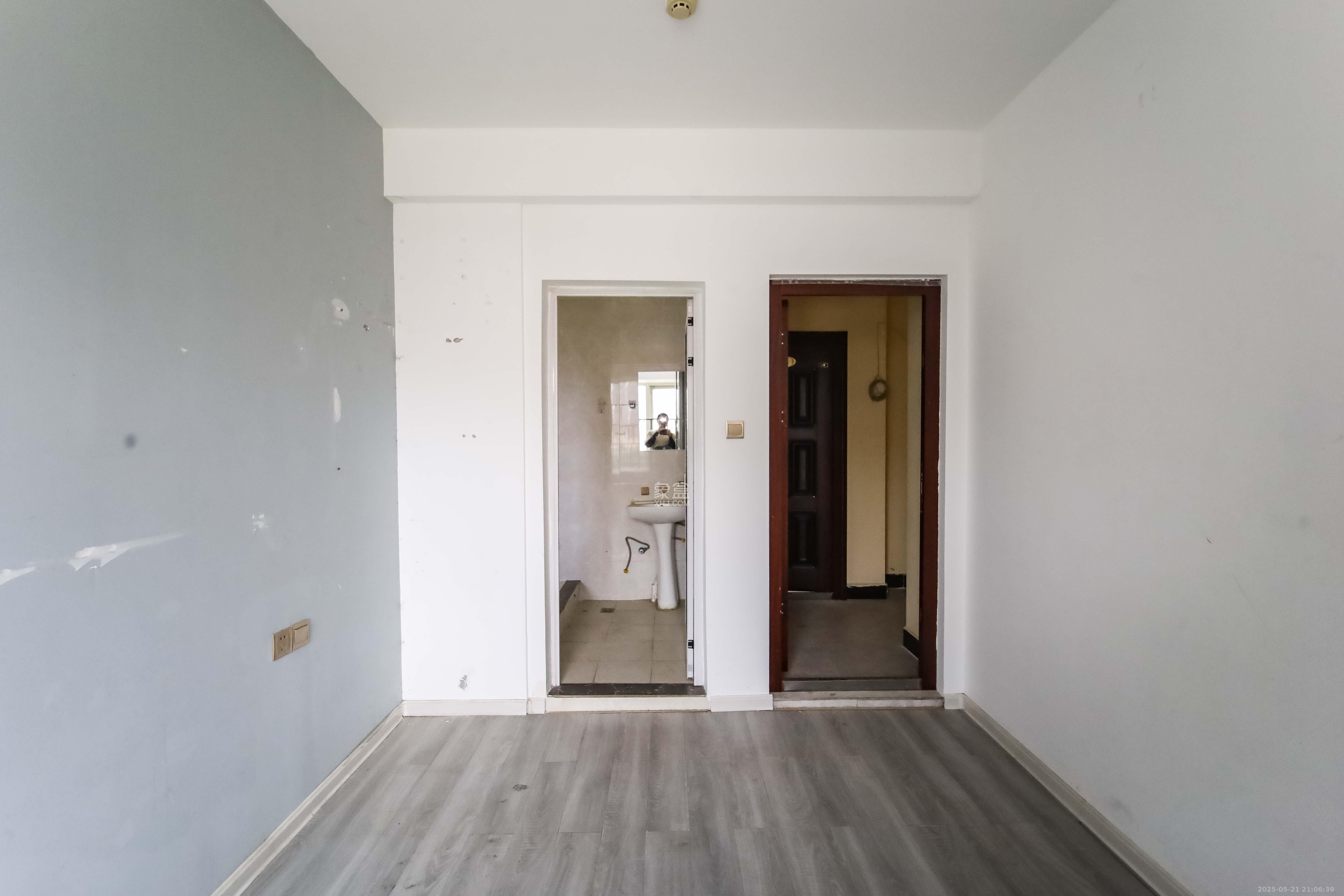 金地格林公馆  3室2厅2卫    115.0万 金地格林公馆  3室2厅2卫    115.0万